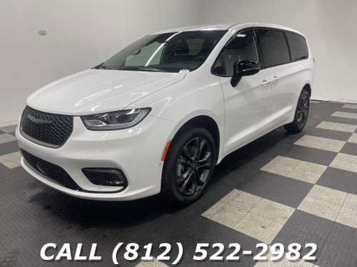 2026 Chrysler Pacifica PACIFICA SELECT AWD