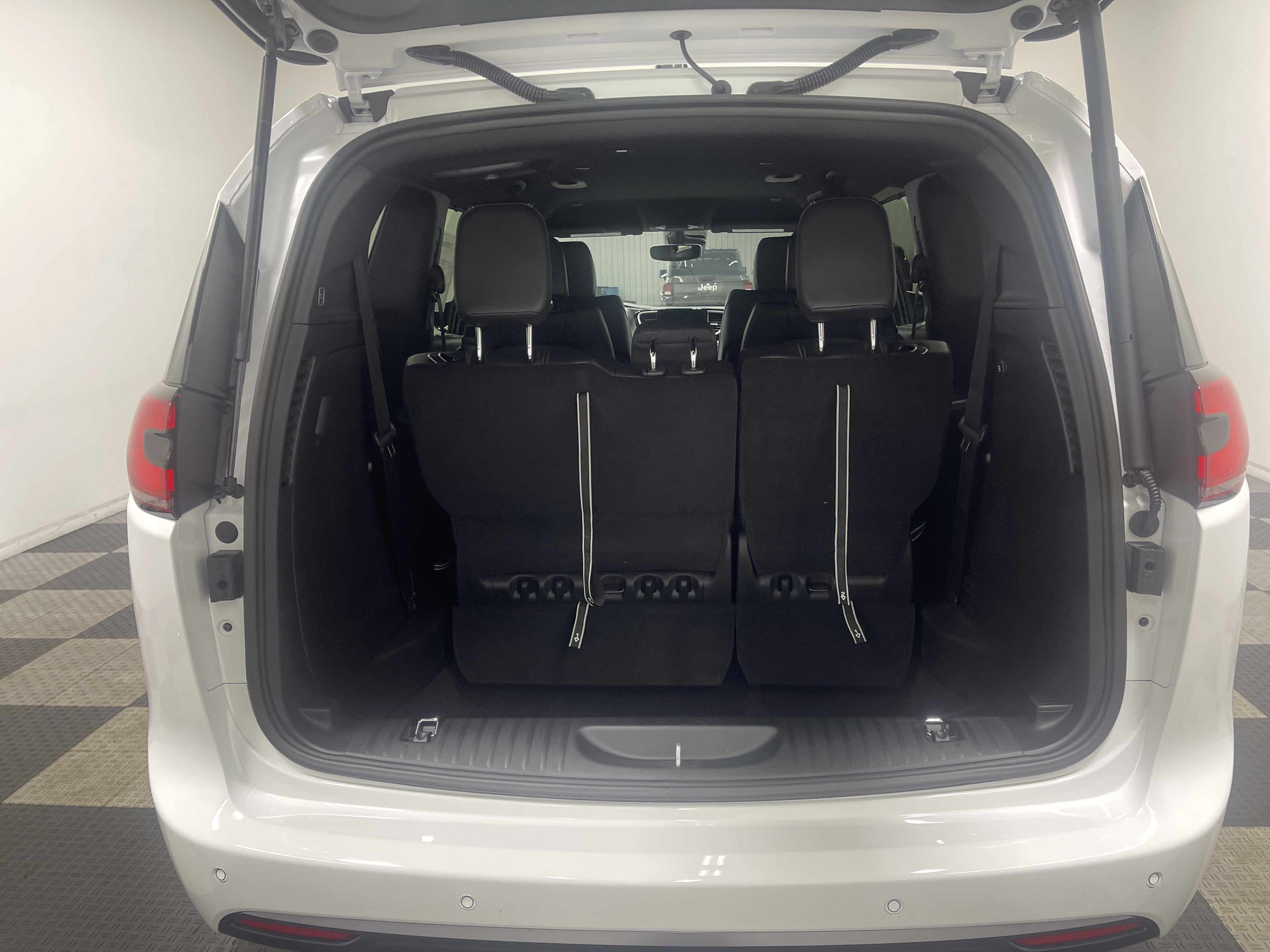 2026 Chrysler Pacifica PACIFICA SELECT AWD