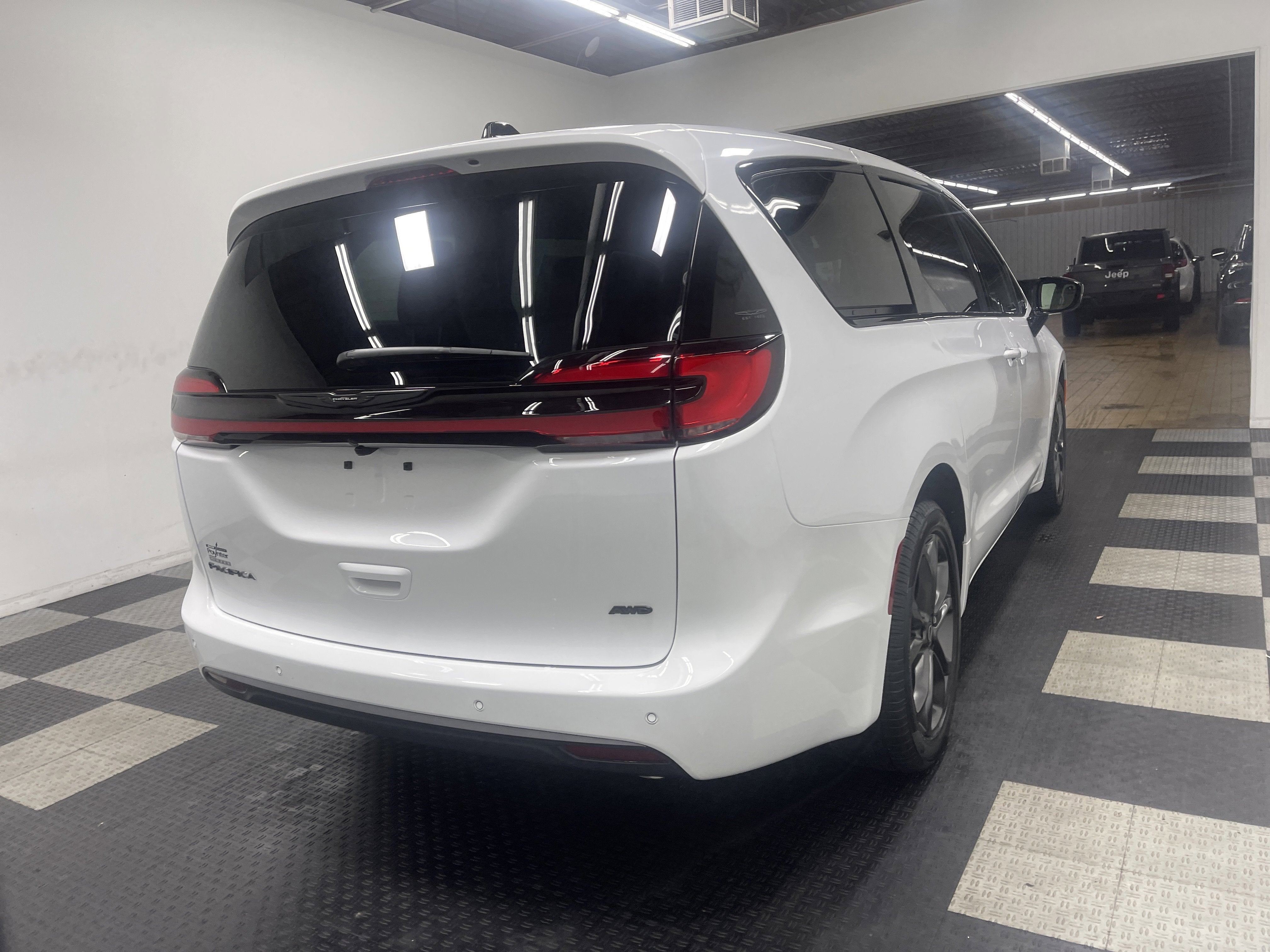 2026 Chrysler Pacifica PACIFICA SELECT AWD