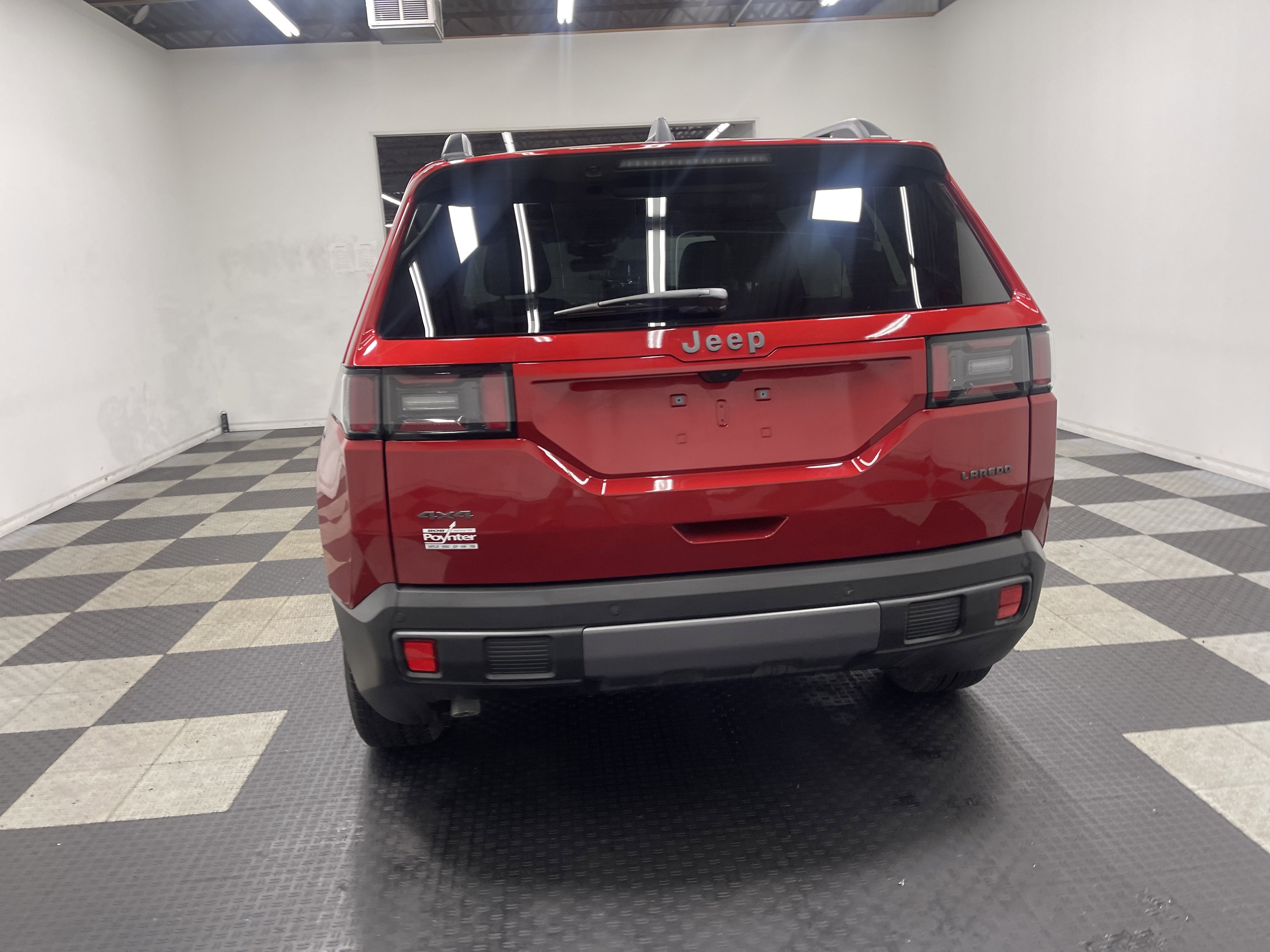 2026 Jeep Cherokee CHEROKEE LAREDO 4X4