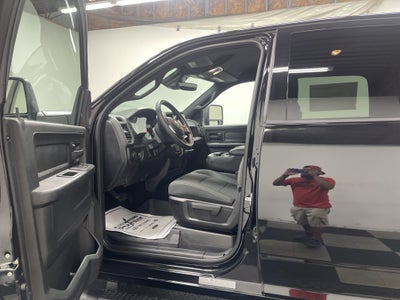 2026 RAM Ram 2500 RAM 2500 BLACK EXPRESS CREW CAB 4X4 6'4' BOX