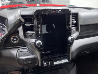 2026 RAM Ram 2500 RAM 2500 BLACK EXPRESS CREW CAB 4X4 6'4' BOX