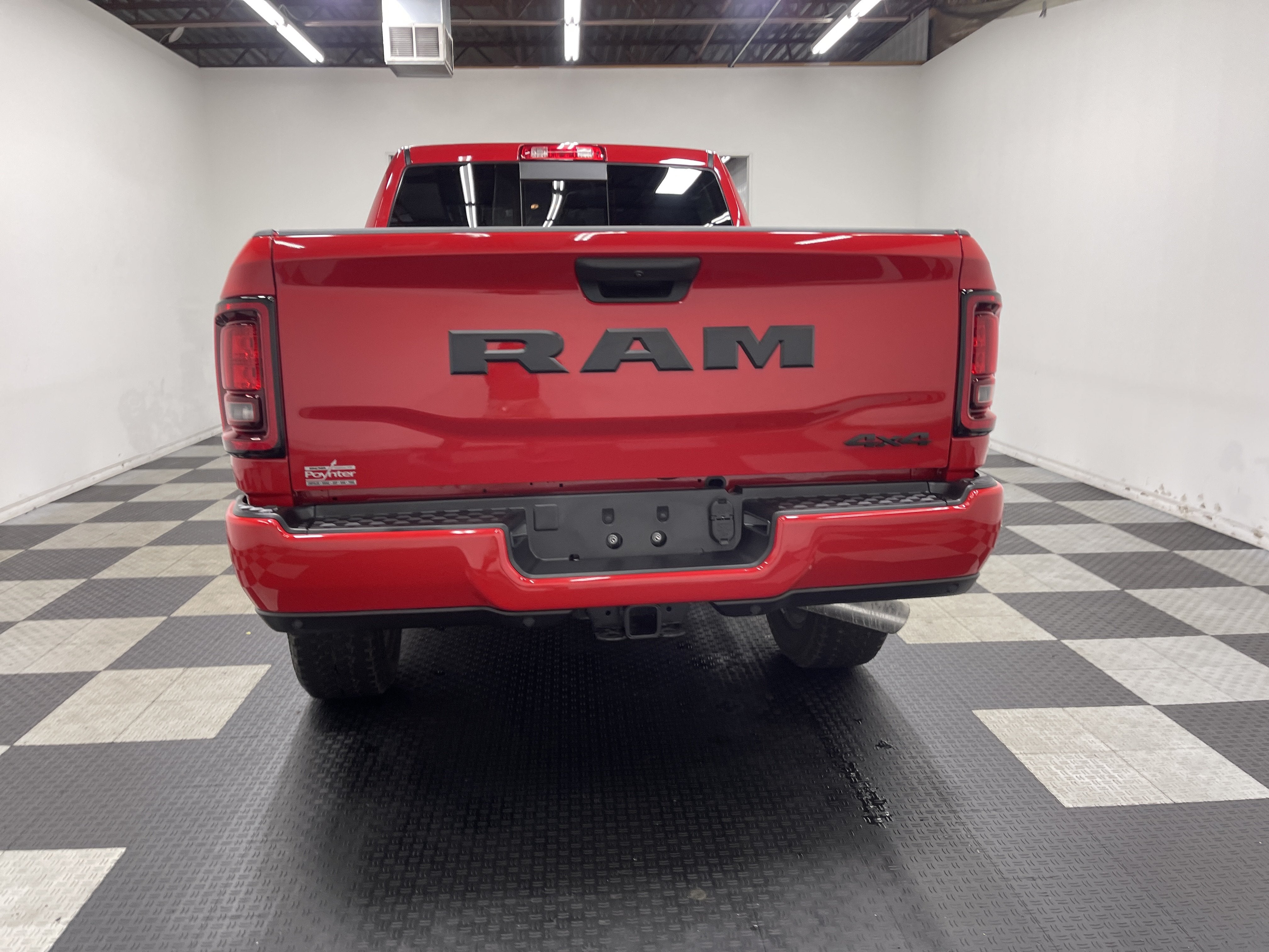 2026 RAM Ram 2500 RAM 2500 BLACK EXPRESS CREW CAB 4X4 6'4' BOX