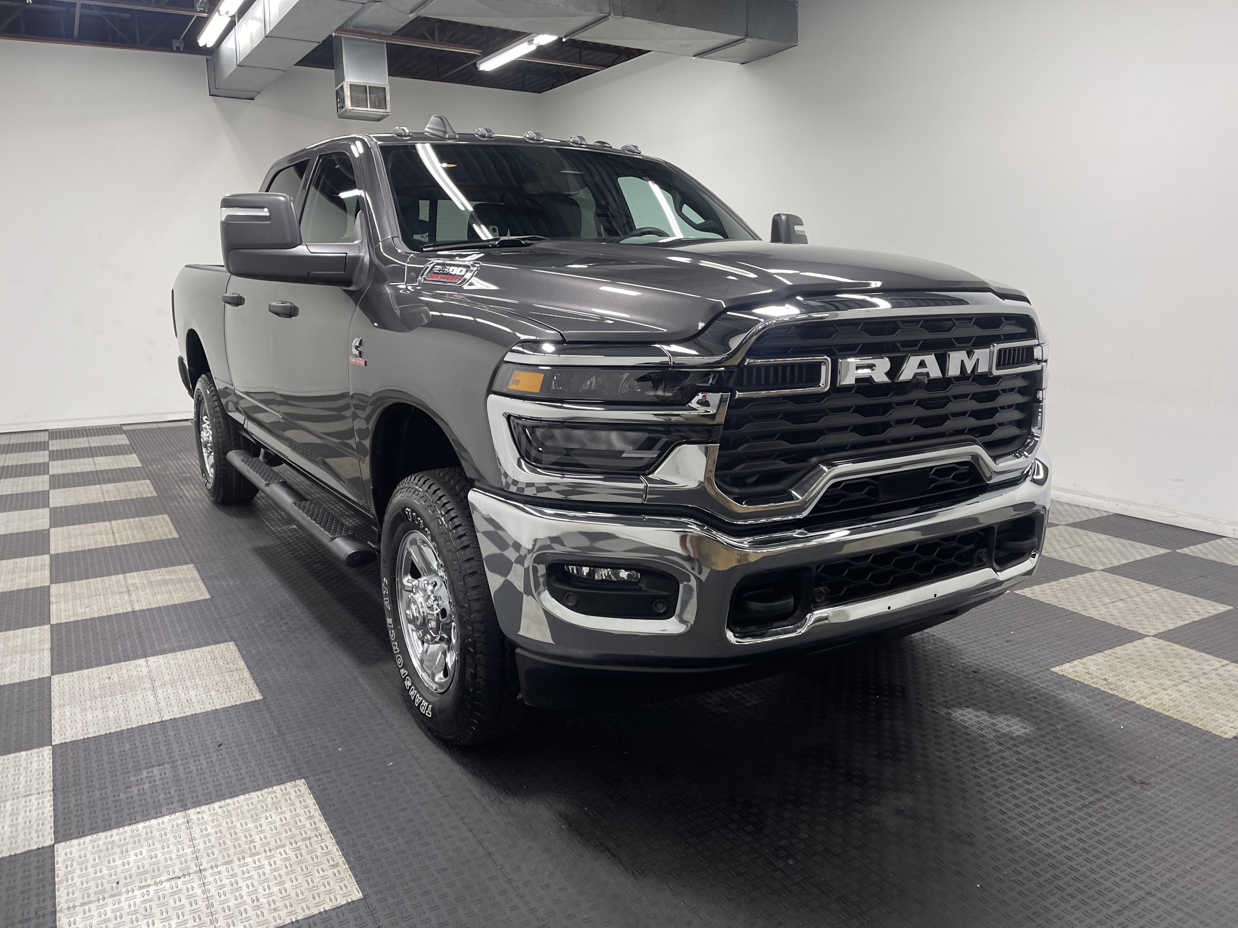 2026 RAM Ram 2500 RAM 2500 TRADESMAN CREW CAB 4X4 6'4' BOX