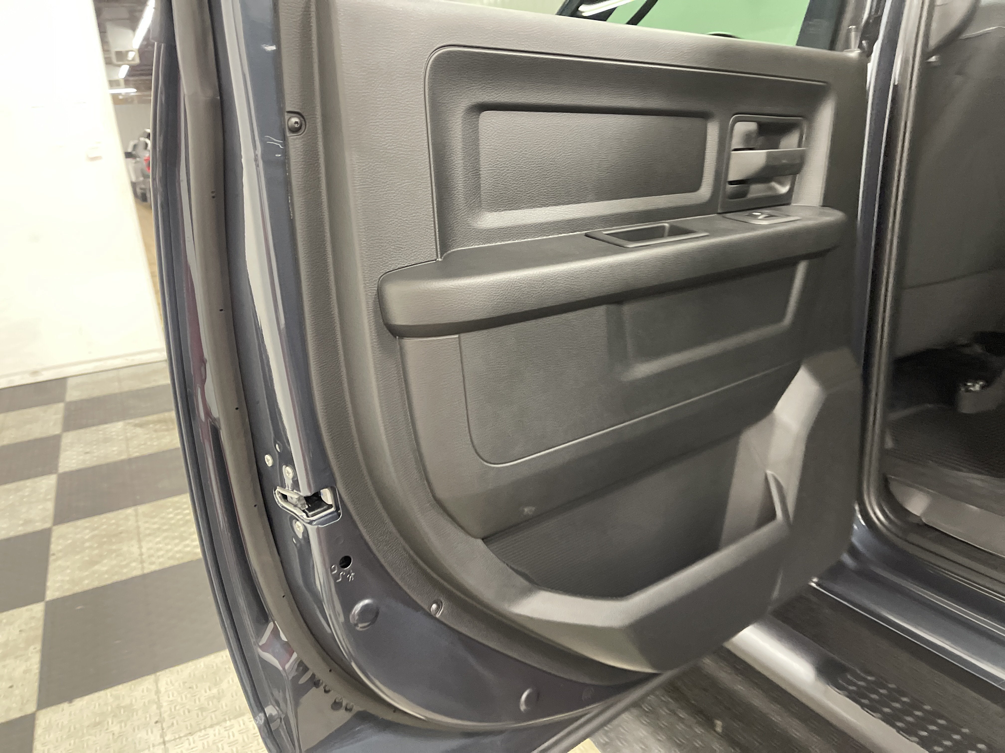 2026 RAM 2500 RAM 2500 WARLOCK CREW CAB 4X4 6'4' BOX