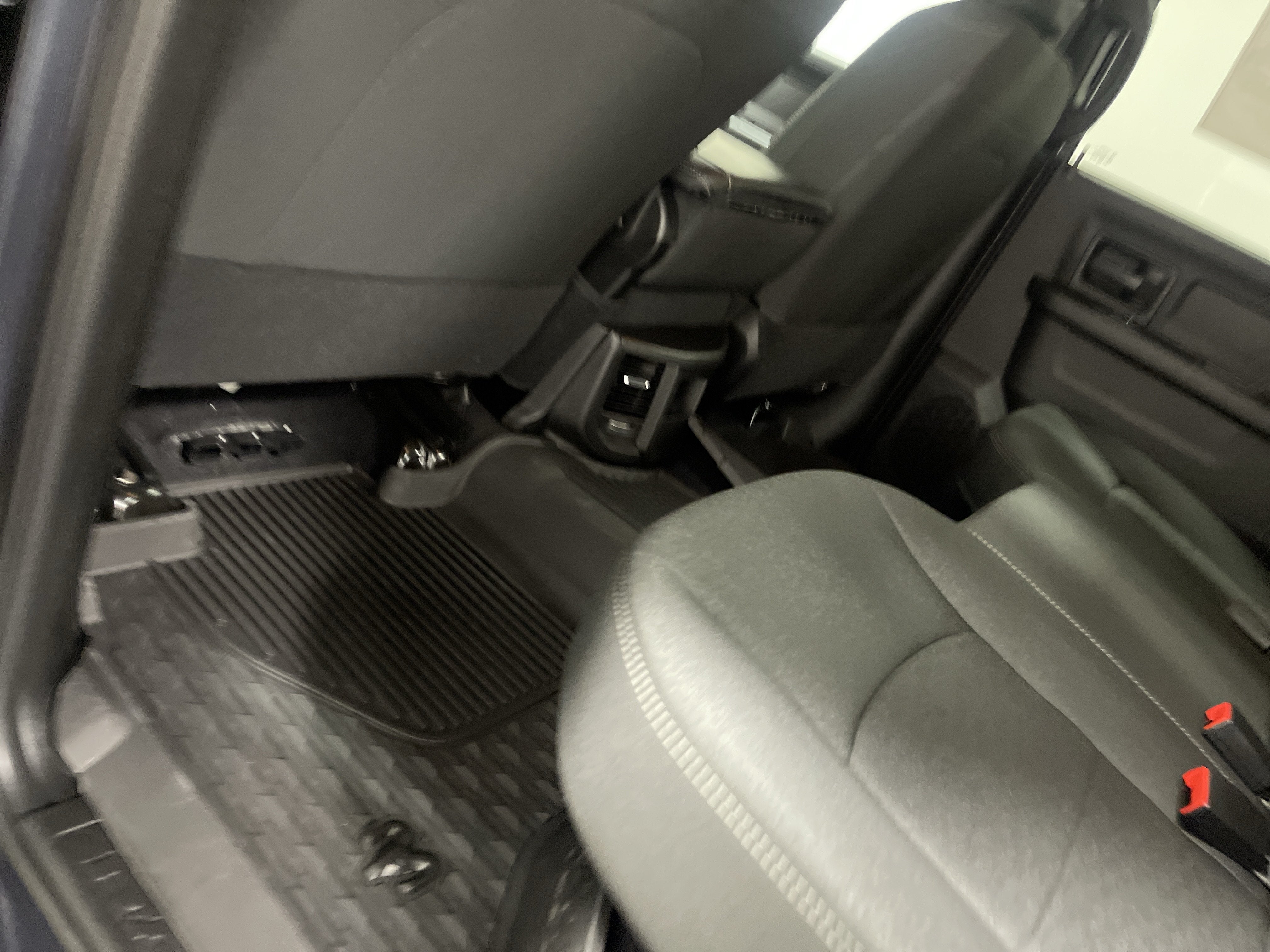 2026 RAM 2500 RAM 2500 WARLOCK CREW CAB 4X4 6'4' BOX