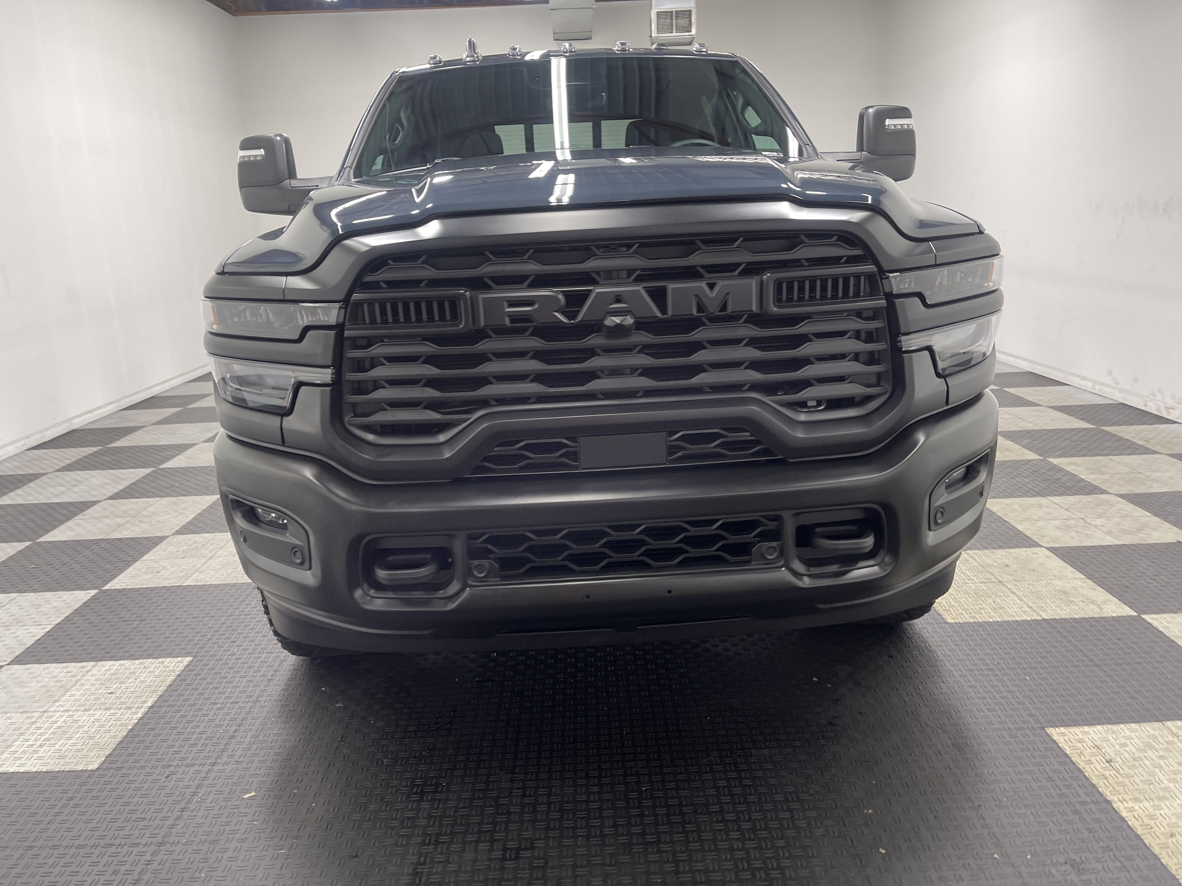 2026 RAM 2500 RAM 2500 WARLOCK CREW CAB 4X4 6'4' BOX
