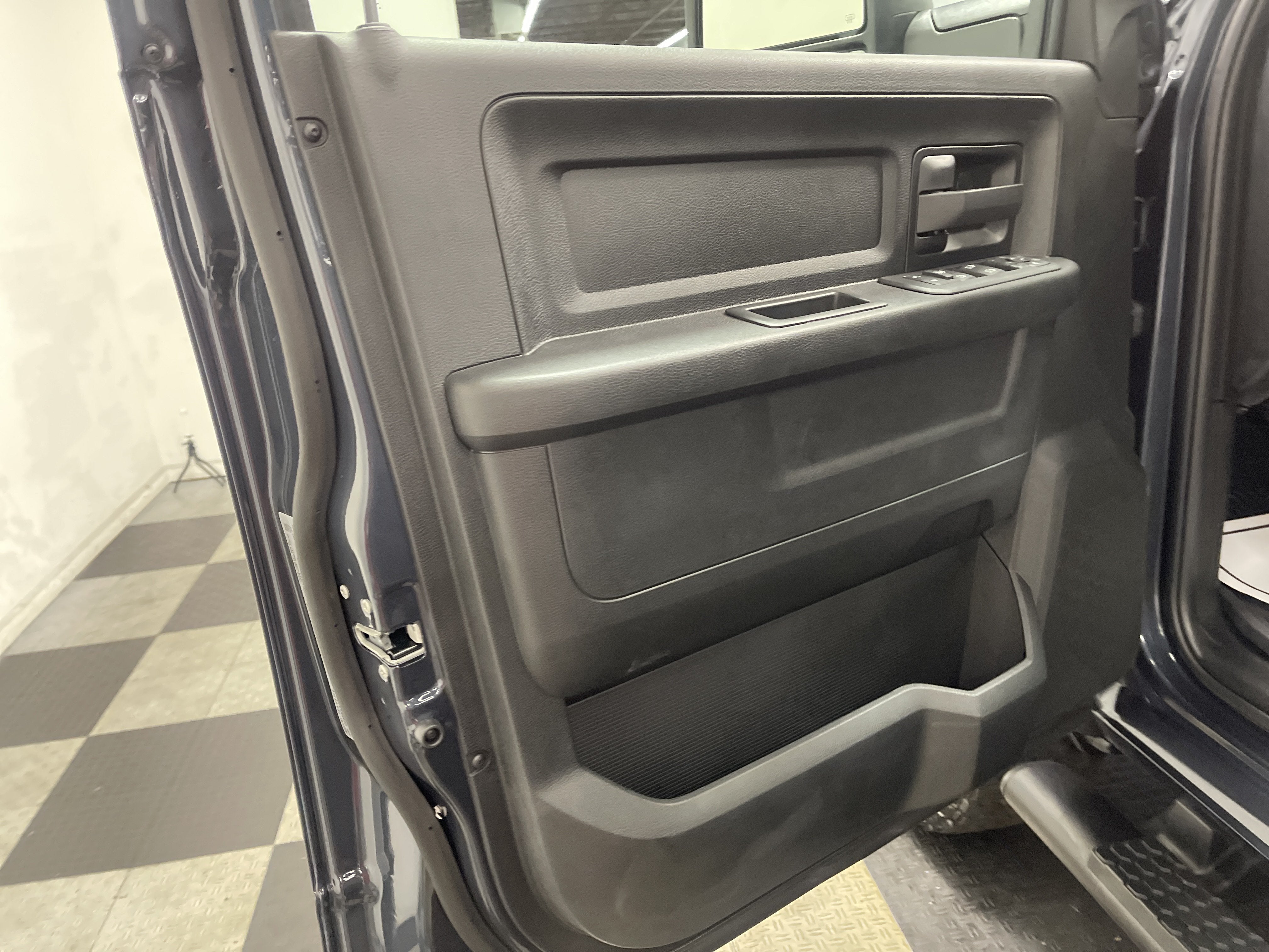 2026 RAM 2500 RAM 2500 WARLOCK CREW CAB 4X4 6'4' BOX