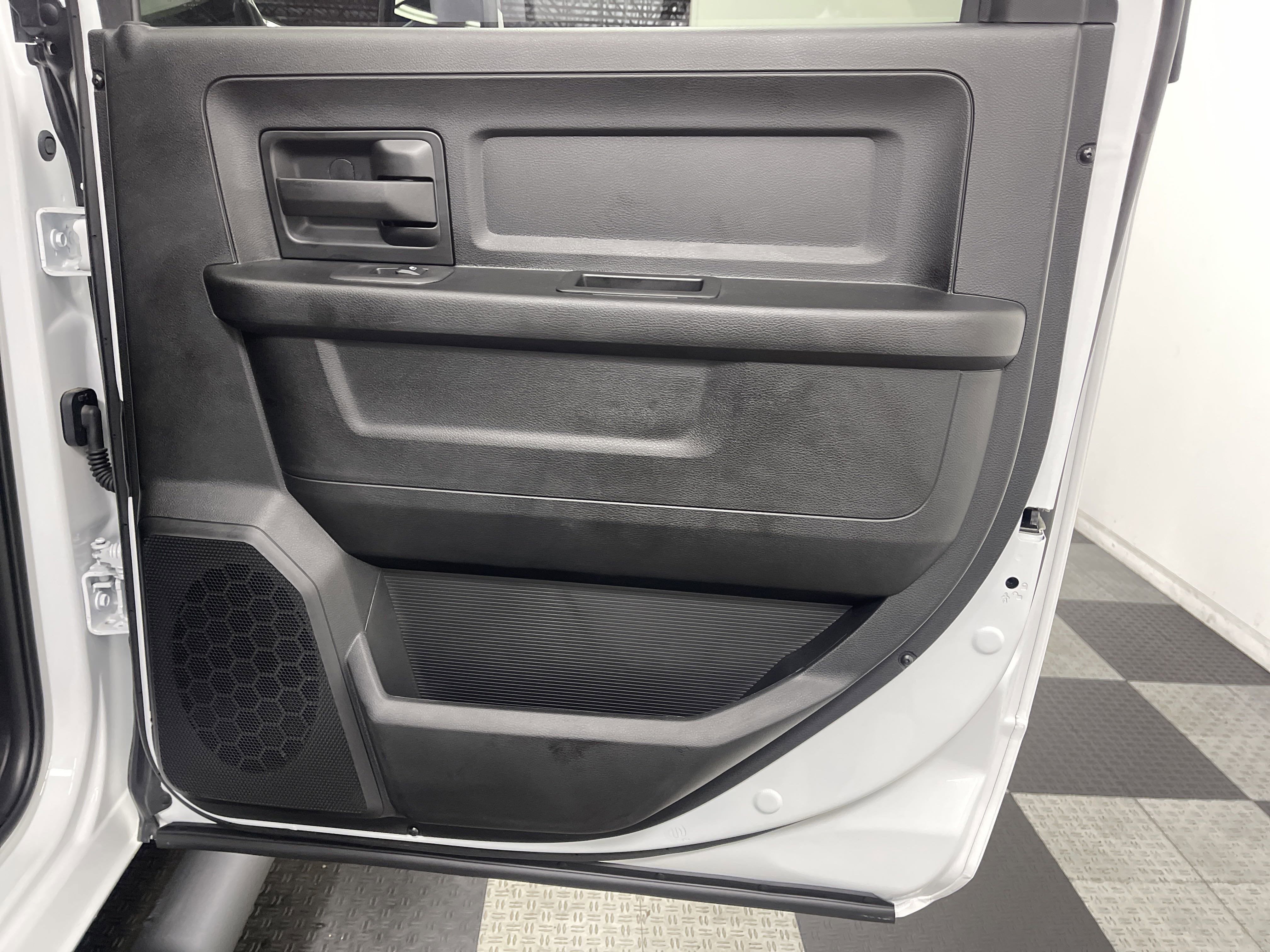 2025 RAM Ram 2500 RAM 2500 TRADESMAN CREW CAB 4X4 6'4' BOX