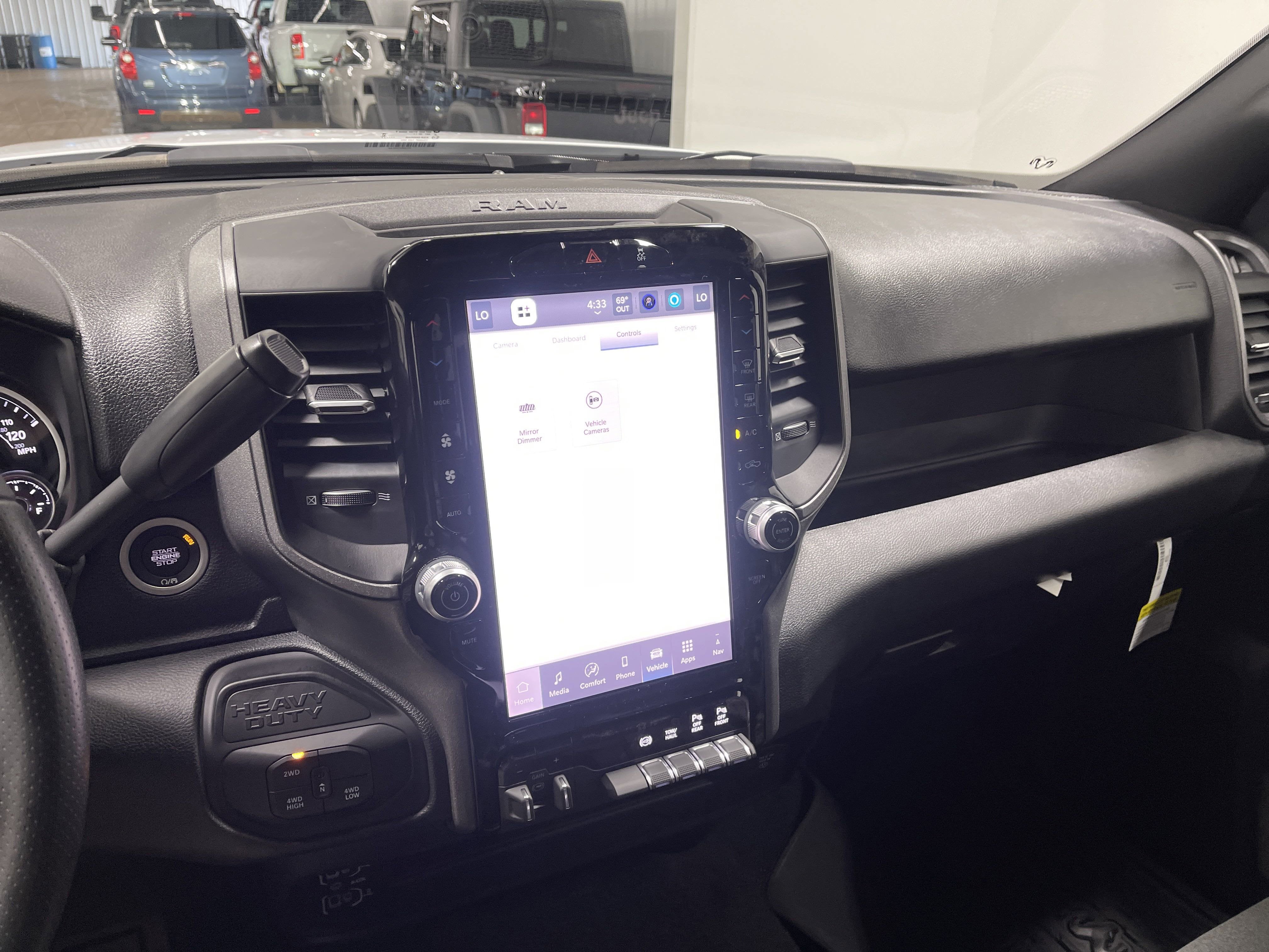 2025 RAM Ram 2500 RAM 2500 TRADESMAN CREW CAB 4X4 6'4' BOX