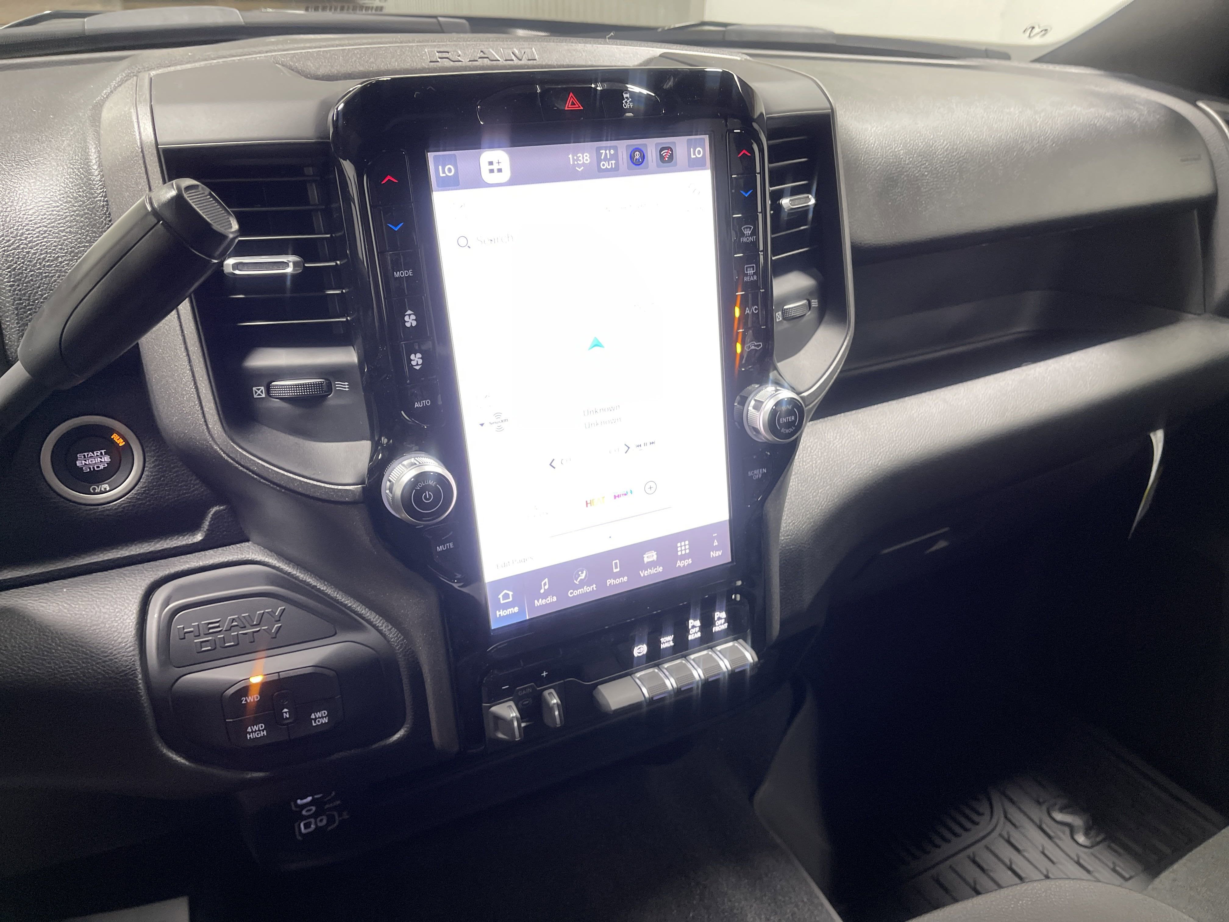 2025 RAM Ram 2500 RAM 2500 TRADESMAN CREW CAB 4X4 6'4' BOX