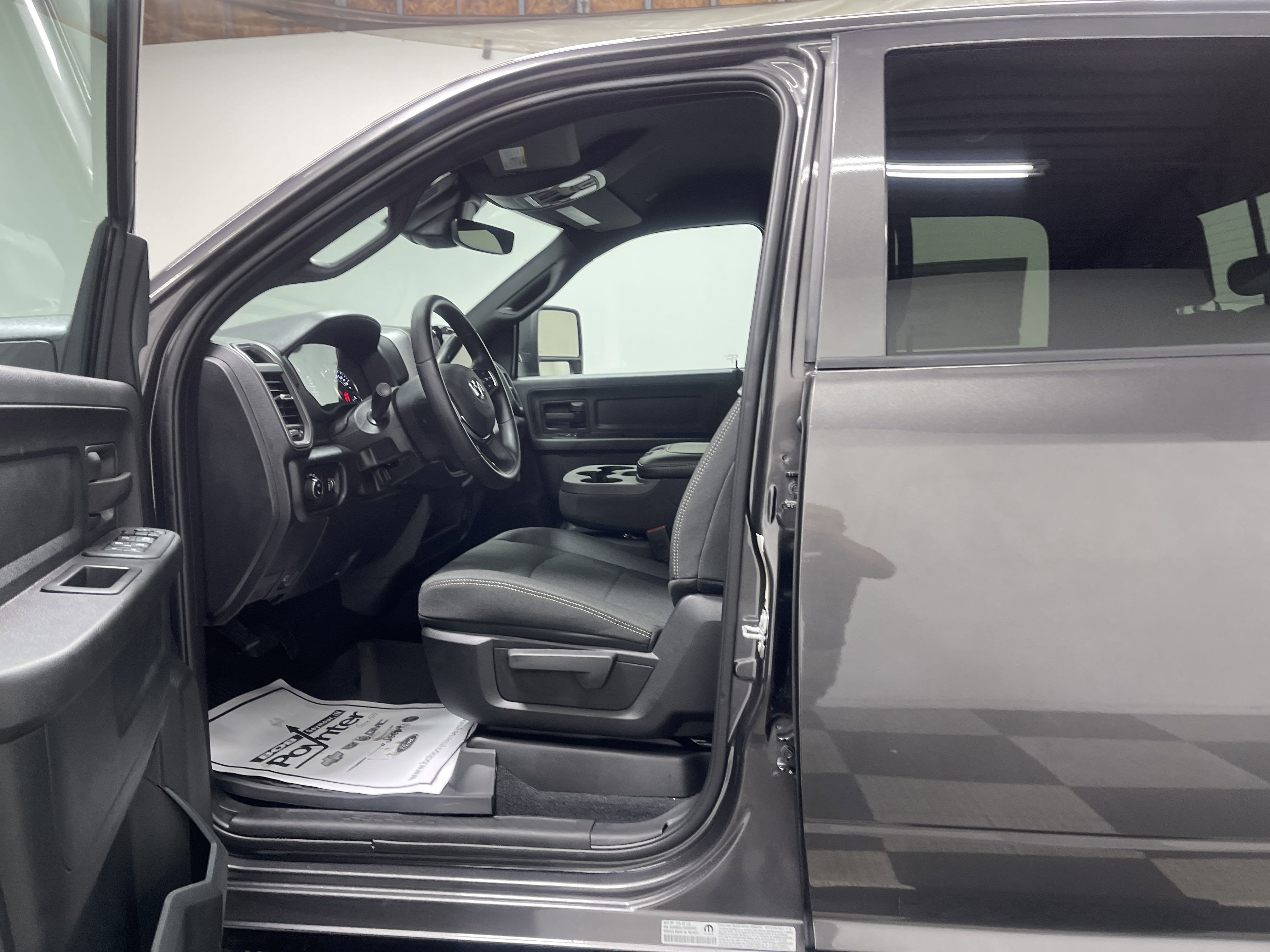 2025 RAM Ram 2500 RAM 2500 TRADESMAN CREW CAB 4X4 6'4' BOX