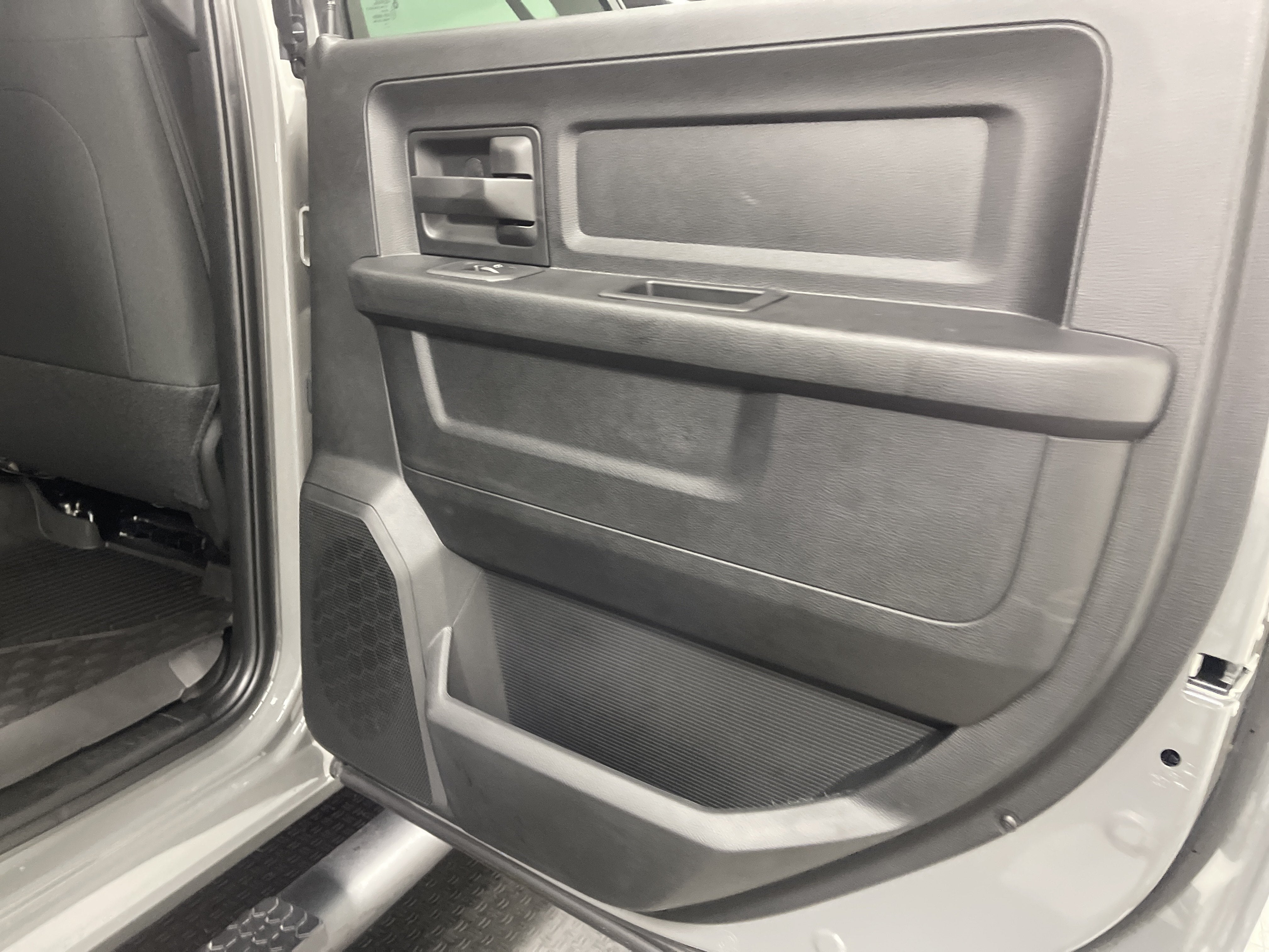 2026 RAM 2500 RAM 2500 WARLOCK CREW CAB 4X4 6'4' BOX