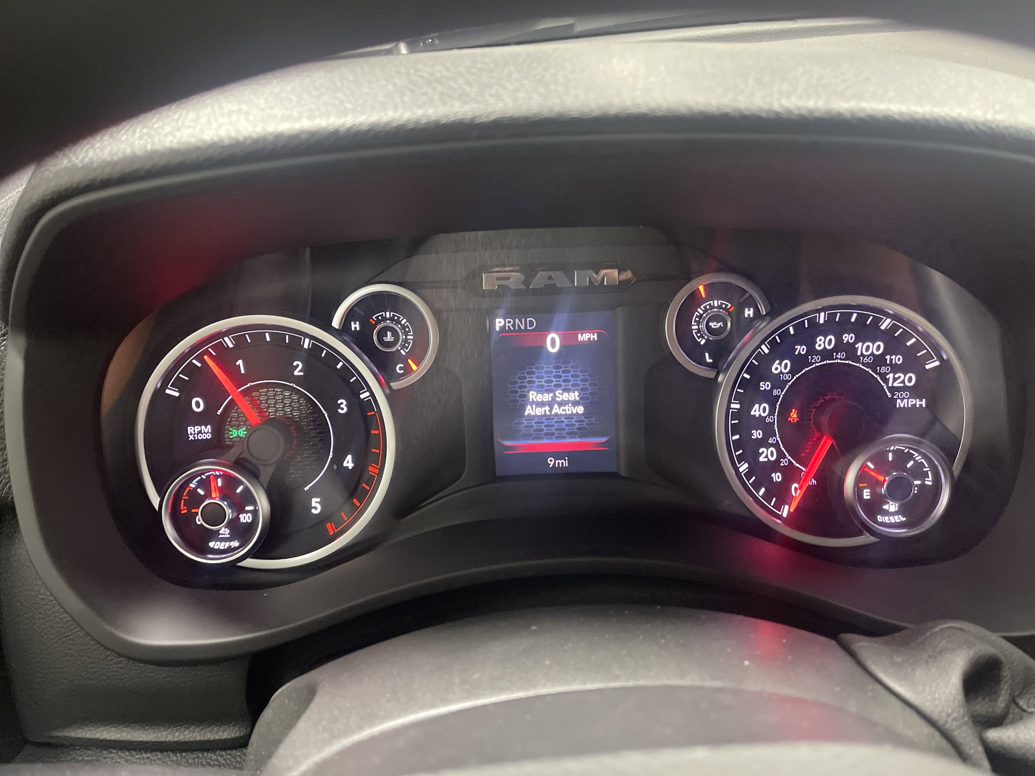 2025 RAM Ram 2500 RAM 2500 TRADESMAN CREW CAB 4X4 6'4' BOX