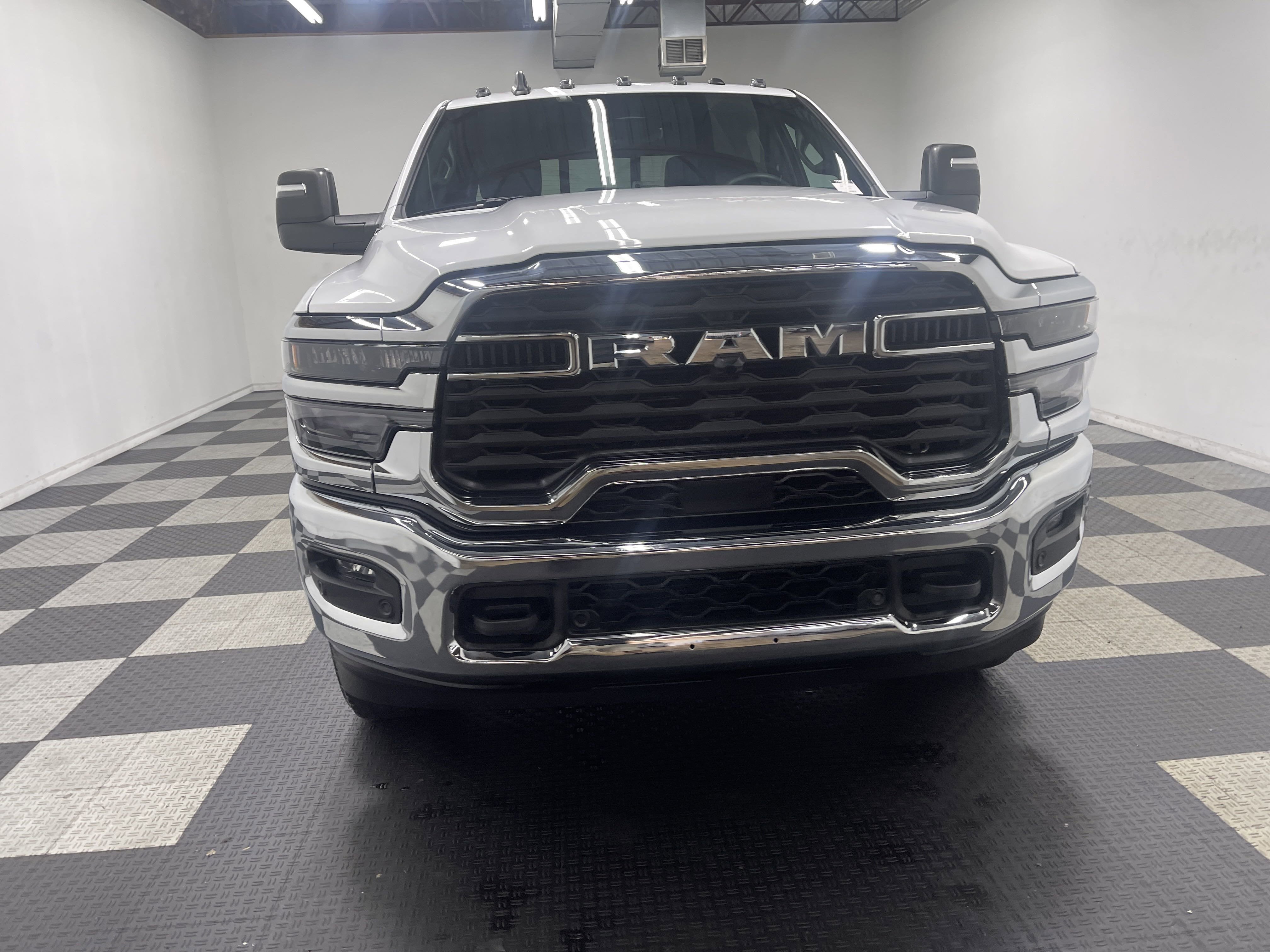 2025 RAM Ram 2500 RAM 2500 TRADESMAN CREW CAB 4X4 6'4' BOX