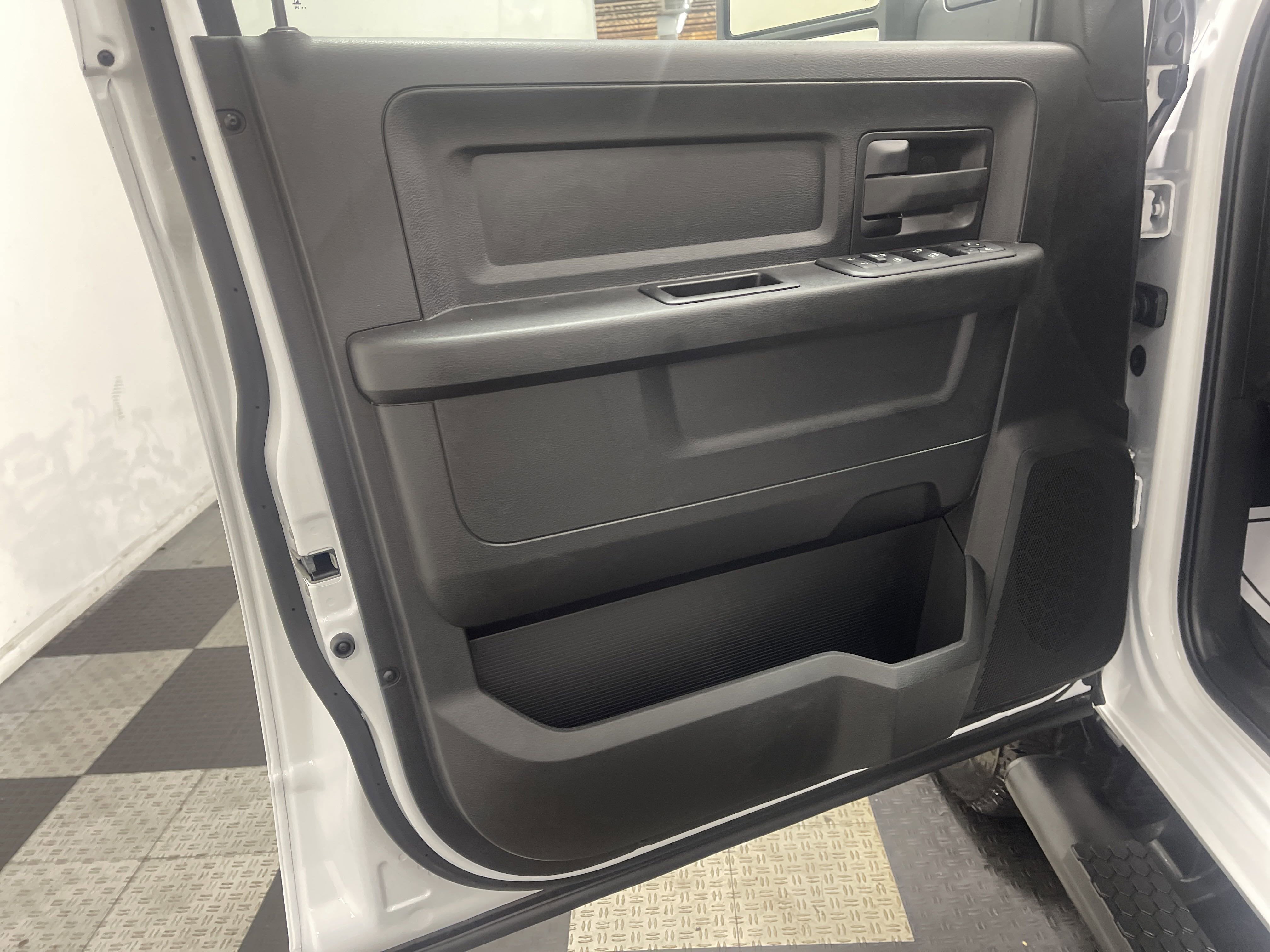 2025 RAM Ram 2500 RAM 2500 TRADESMAN CREW CAB 4X4 6'4' BOX