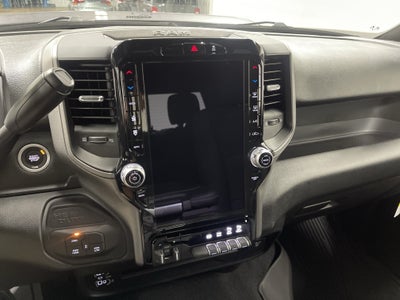 2026 RAM Ram 2500 RAM 2500 BLACK EXPRESS CREW CAB 4X4 6'4' BOX
