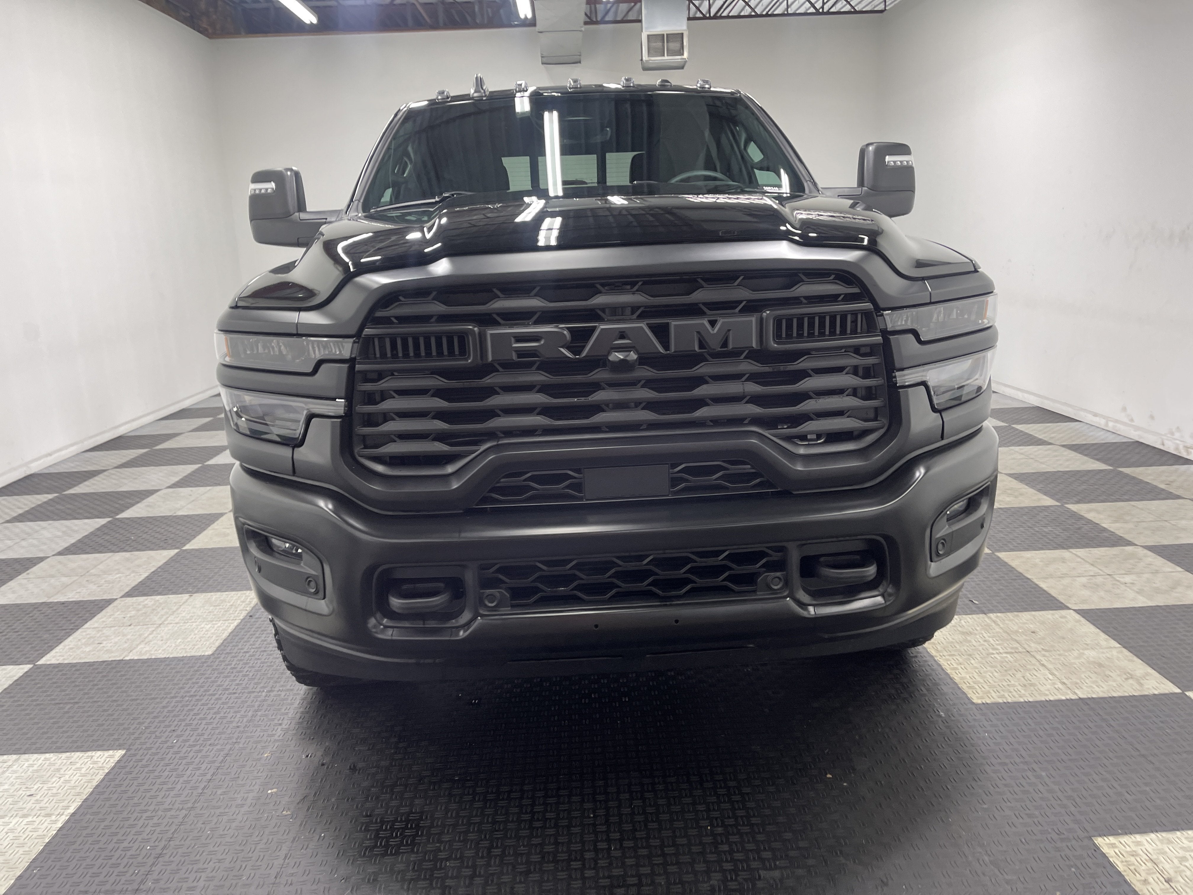 2026 RAM 2500 RAM 2500 WARLOCK CREW CAB 4X4 6'4' BOX