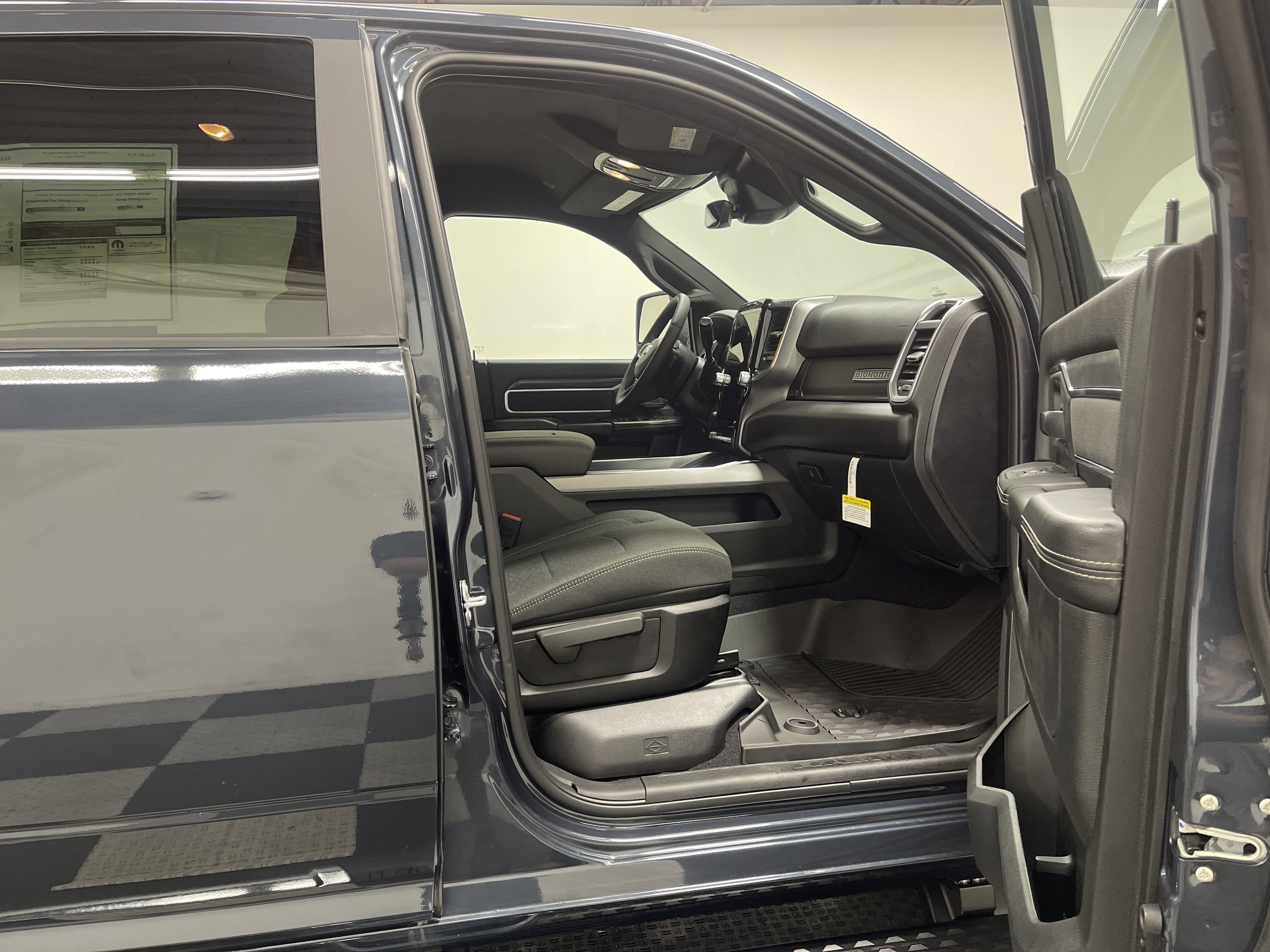 2025 RAM Ram 2500 RAM 2500 BIG HORN CREW CAB 4X4 6'4' BOX