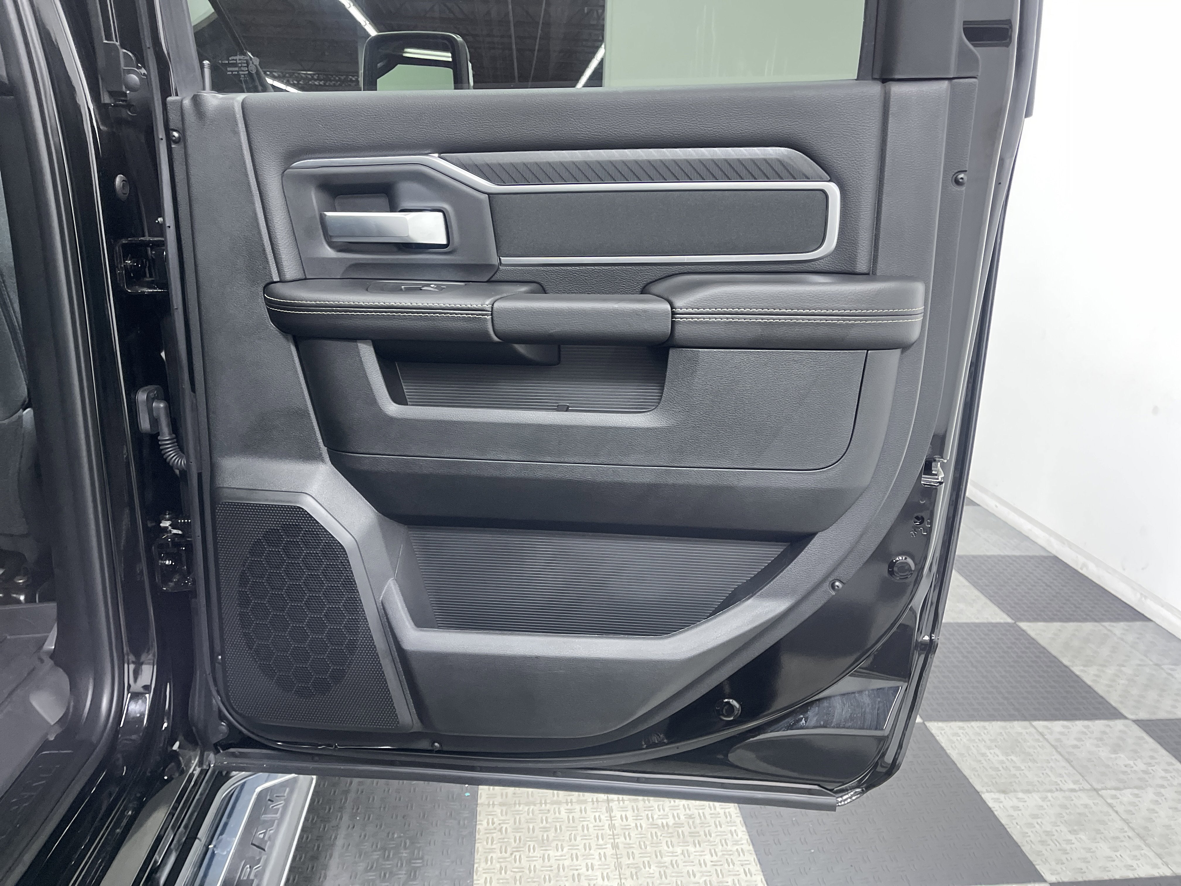 2025 RAM Ram 2500 RAM 2500 BIG HORN CREW CAB 4X4 6'4' BOX