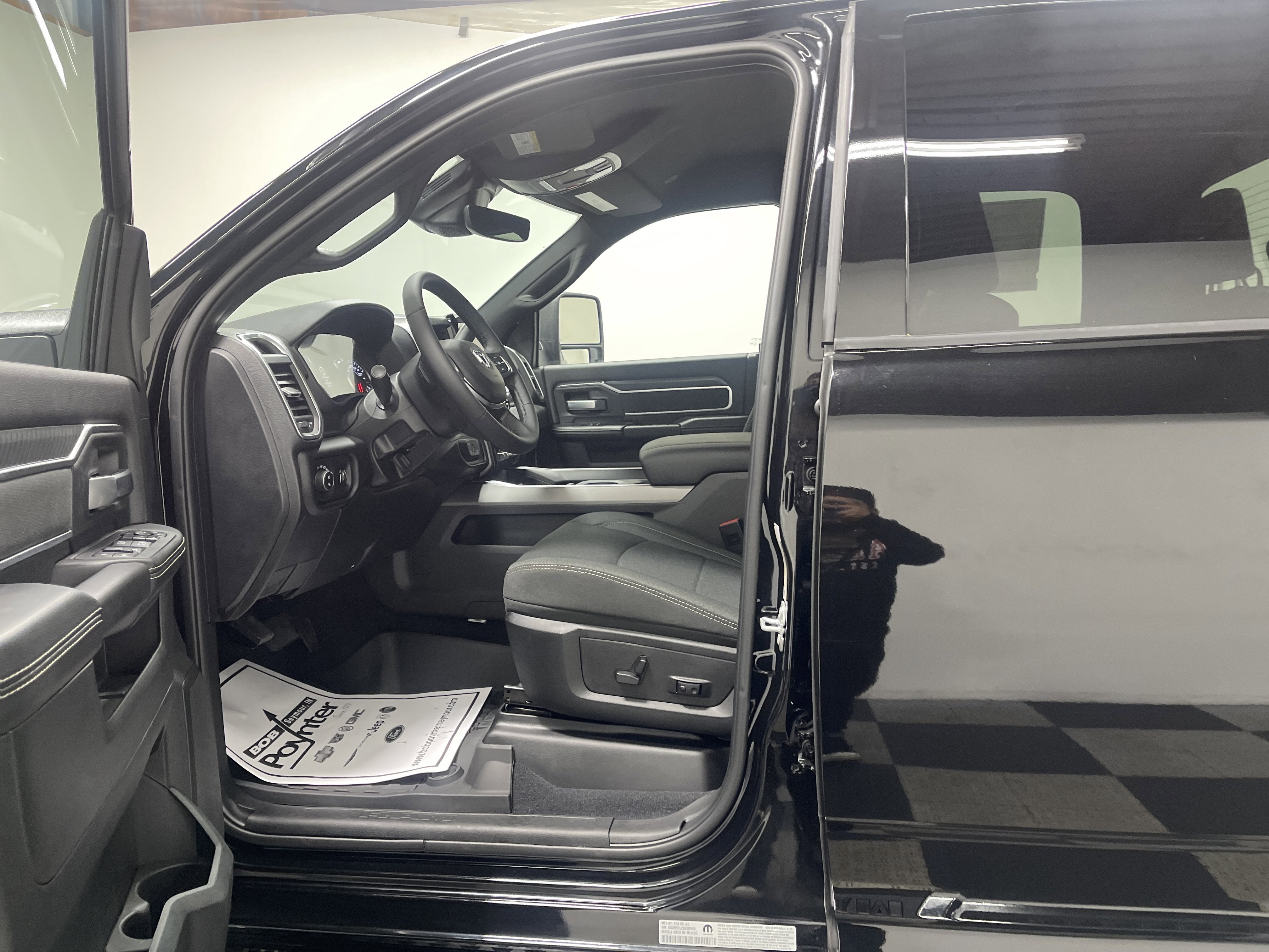 2025 RAM Ram 2500 RAM 2500 BIG HORN CREW CAB 4X4 6'4' BOX