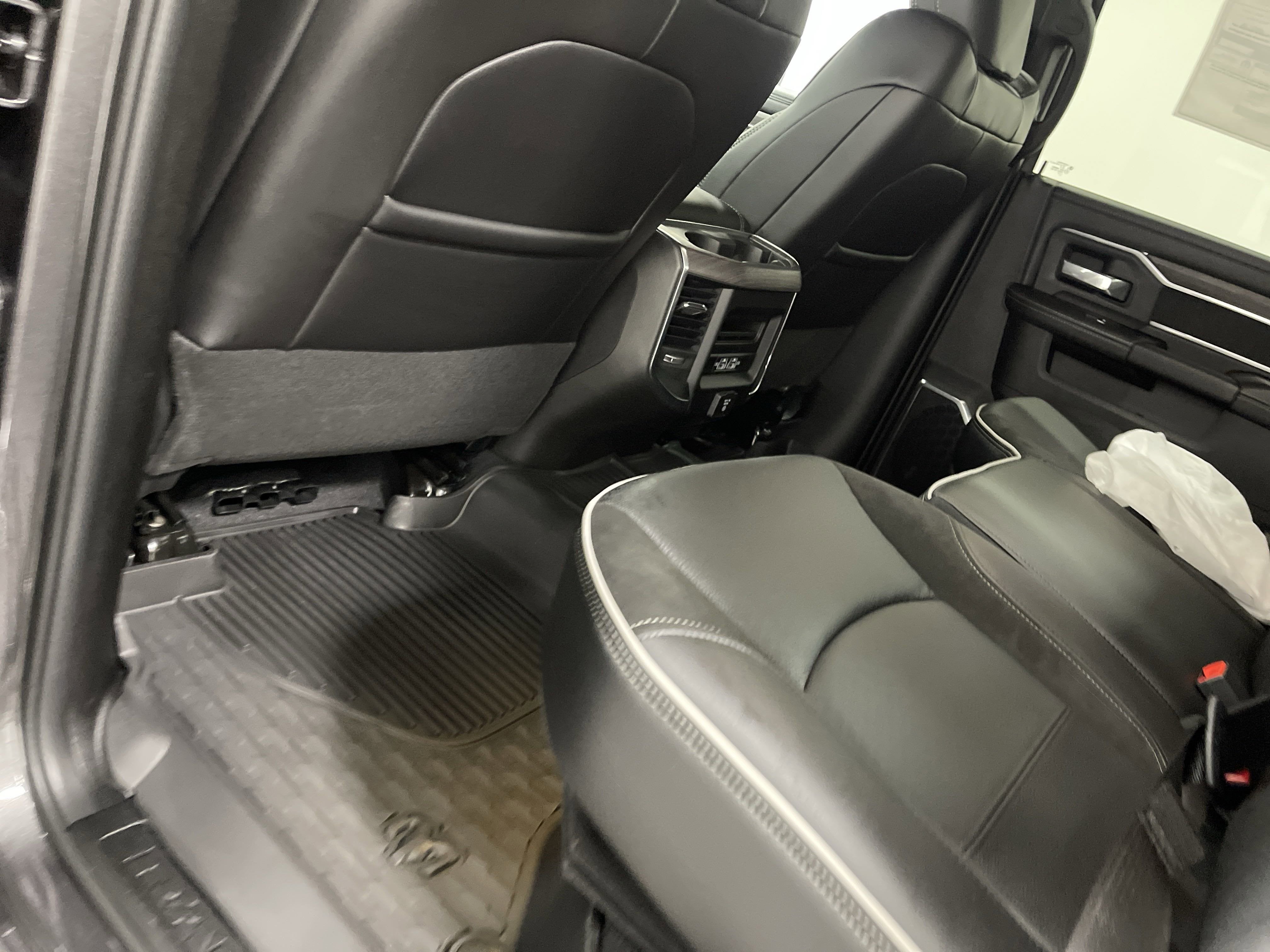 2025 RAM Ram 2500 RAM 2500 LARAMIE CREW CAB 4X4 6'4' BOX