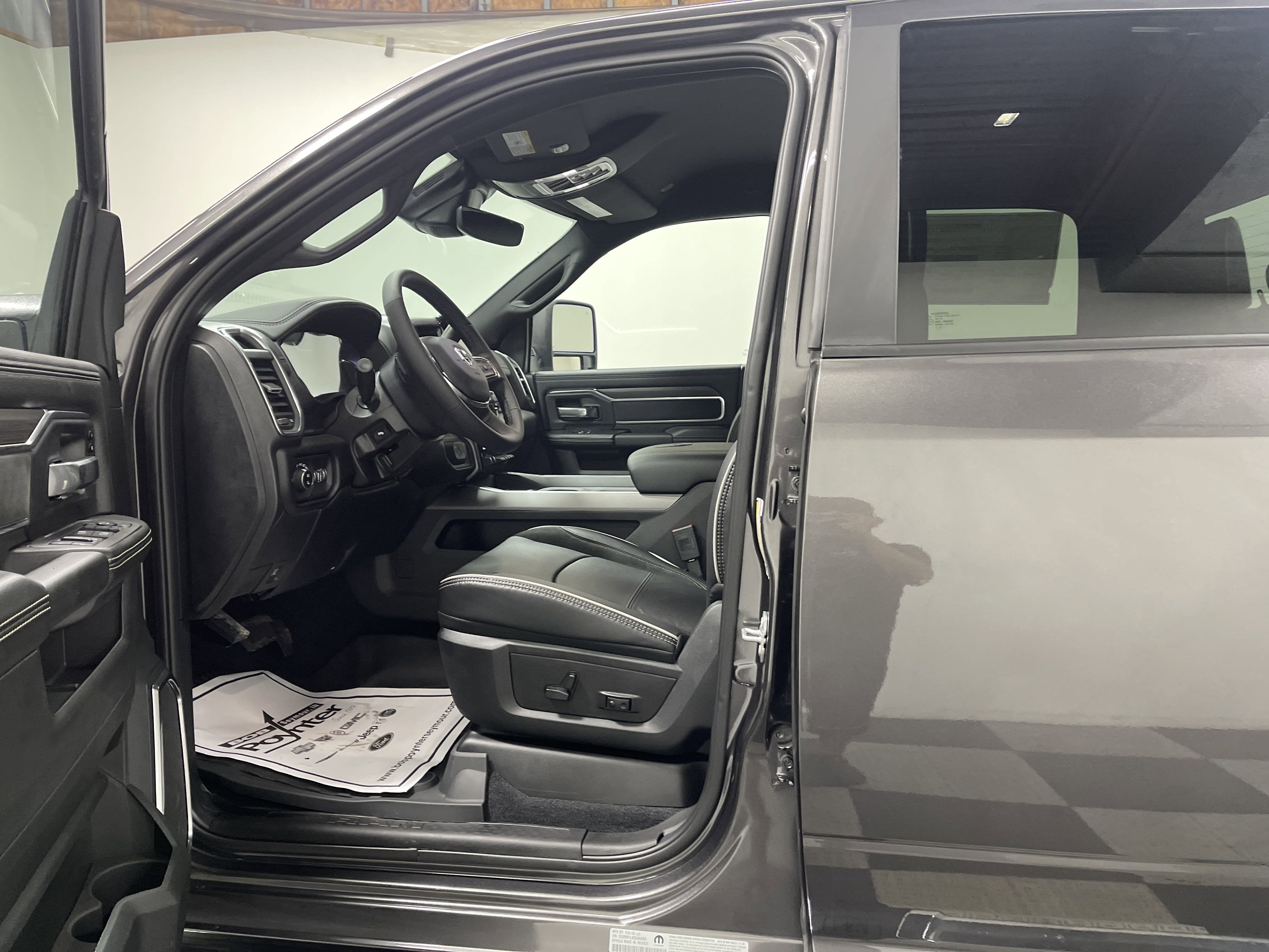 2025 RAM Ram 2500 RAM 2500 LARAMIE CREW CAB 4X4 6'4' BOX