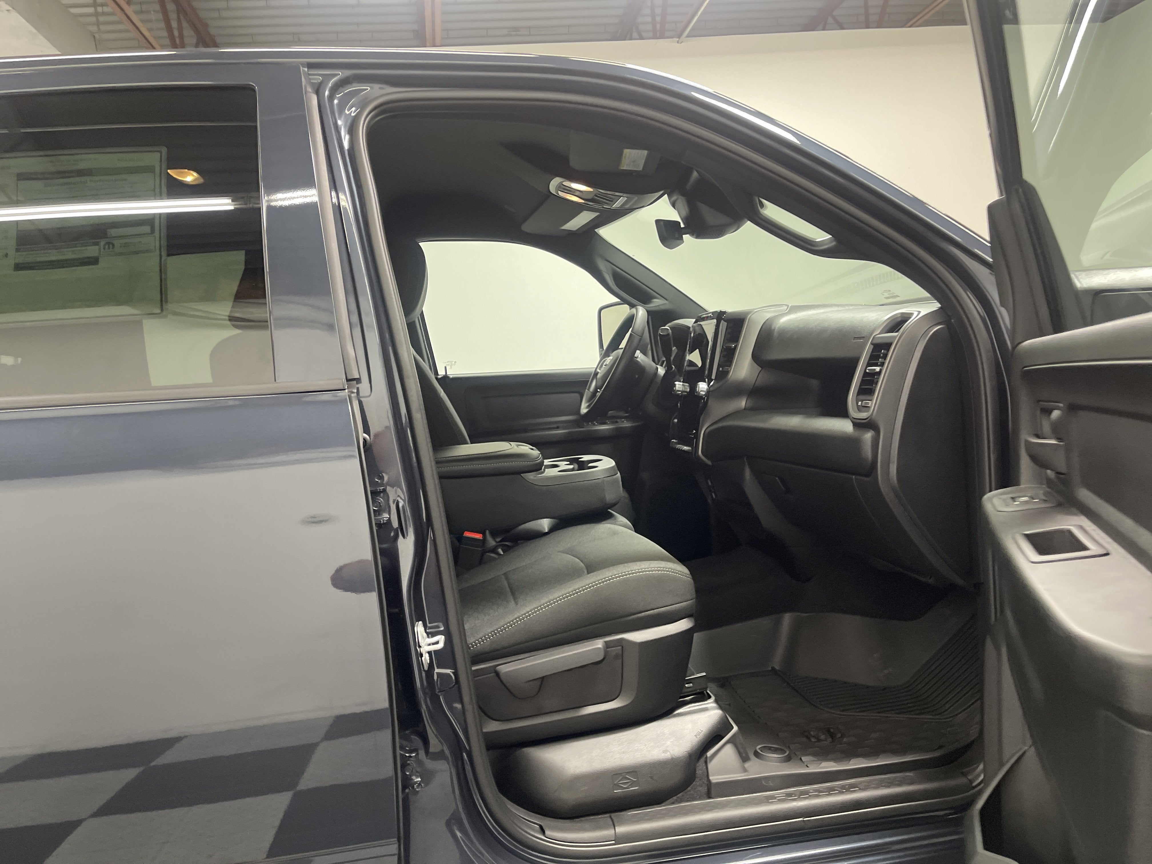 2026 RAM Ram 3500 RAM 3500 TRADESMAN CREW CAB 4X4 8' BOX