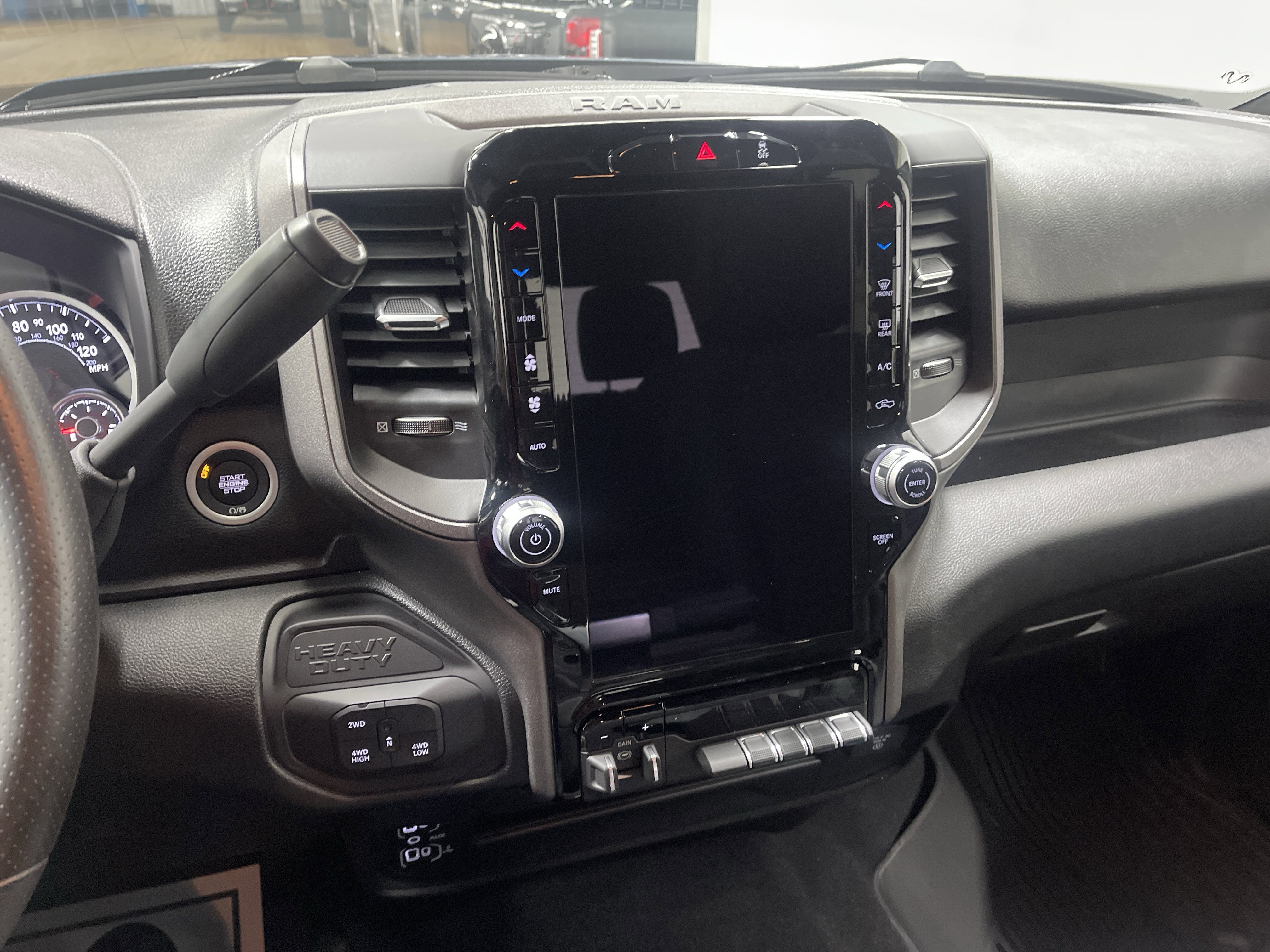 2026 RAM Ram 3500 RAM 3500 TRADESMAN CREW CAB 4X4 8' BOX