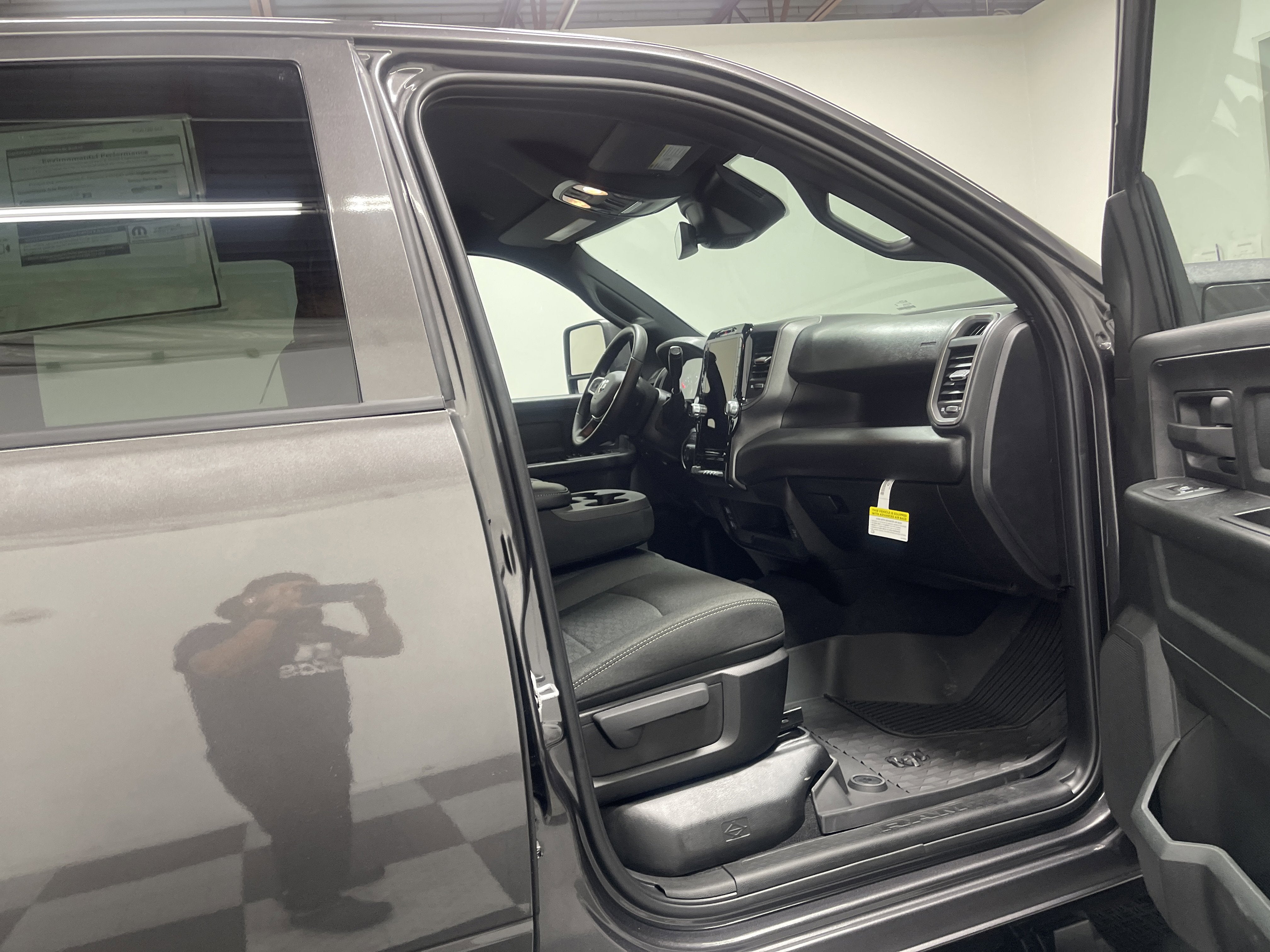 2026 RAM Ram 3500 RAM 3500 TRADESMAN CREW CAB 4X4 8' BOX