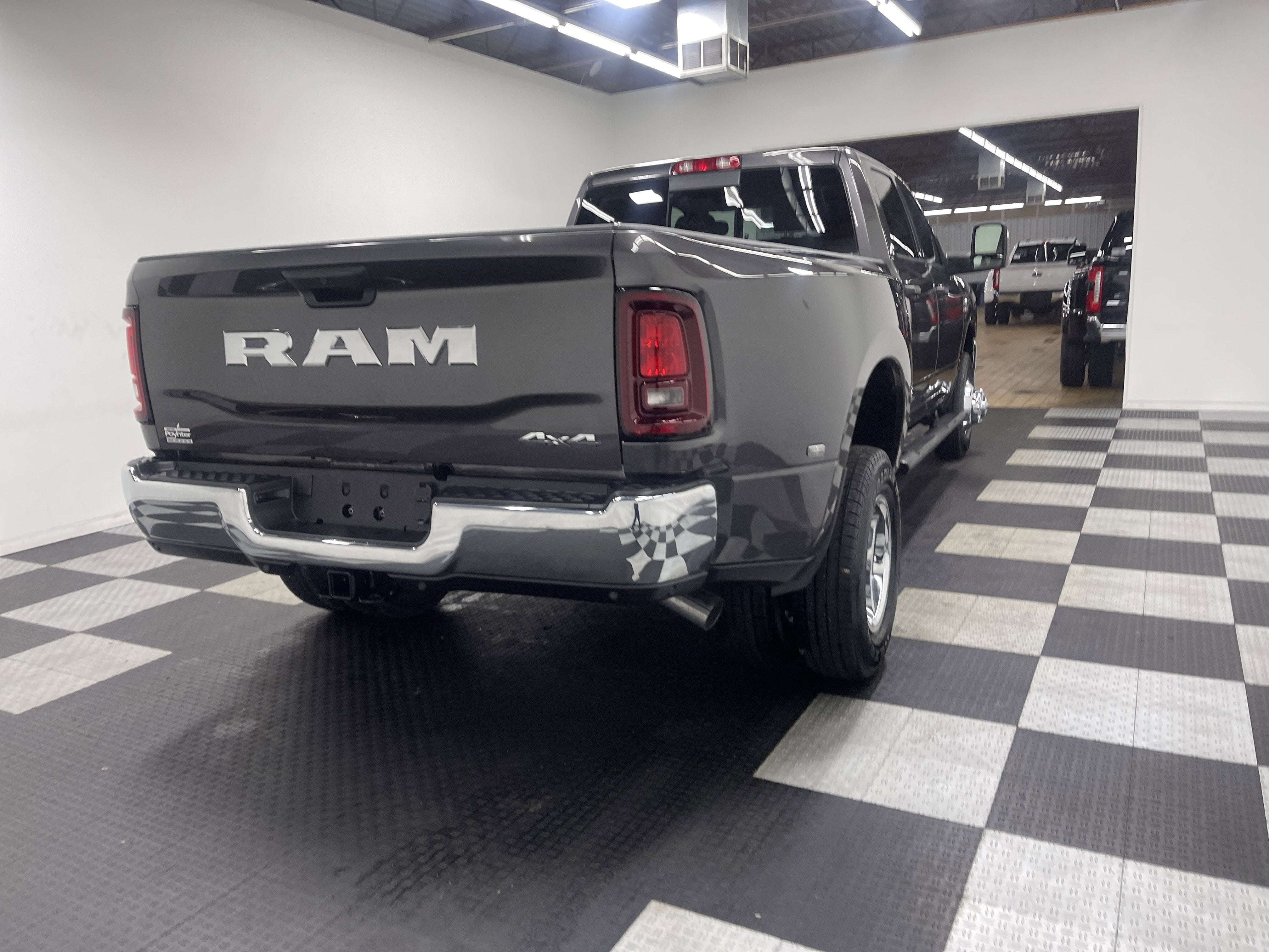 2026 RAM Ram 3500 RAM 3500 TRADESMAN CREW CAB 4X4 8' BOX