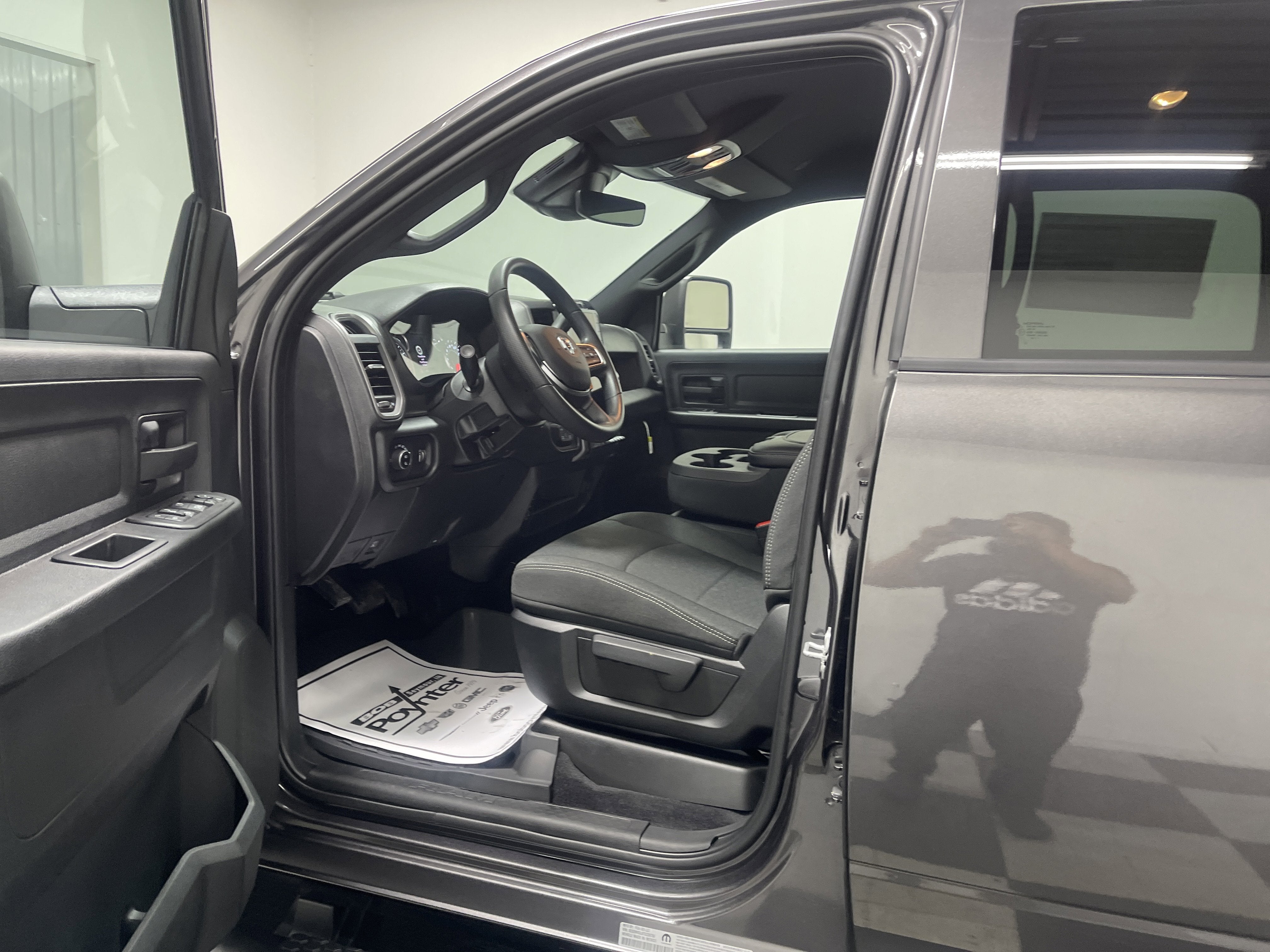 2026 RAM Ram 3500 RAM 3500 TRADESMAN CREW CAB 4X4 8' BOX