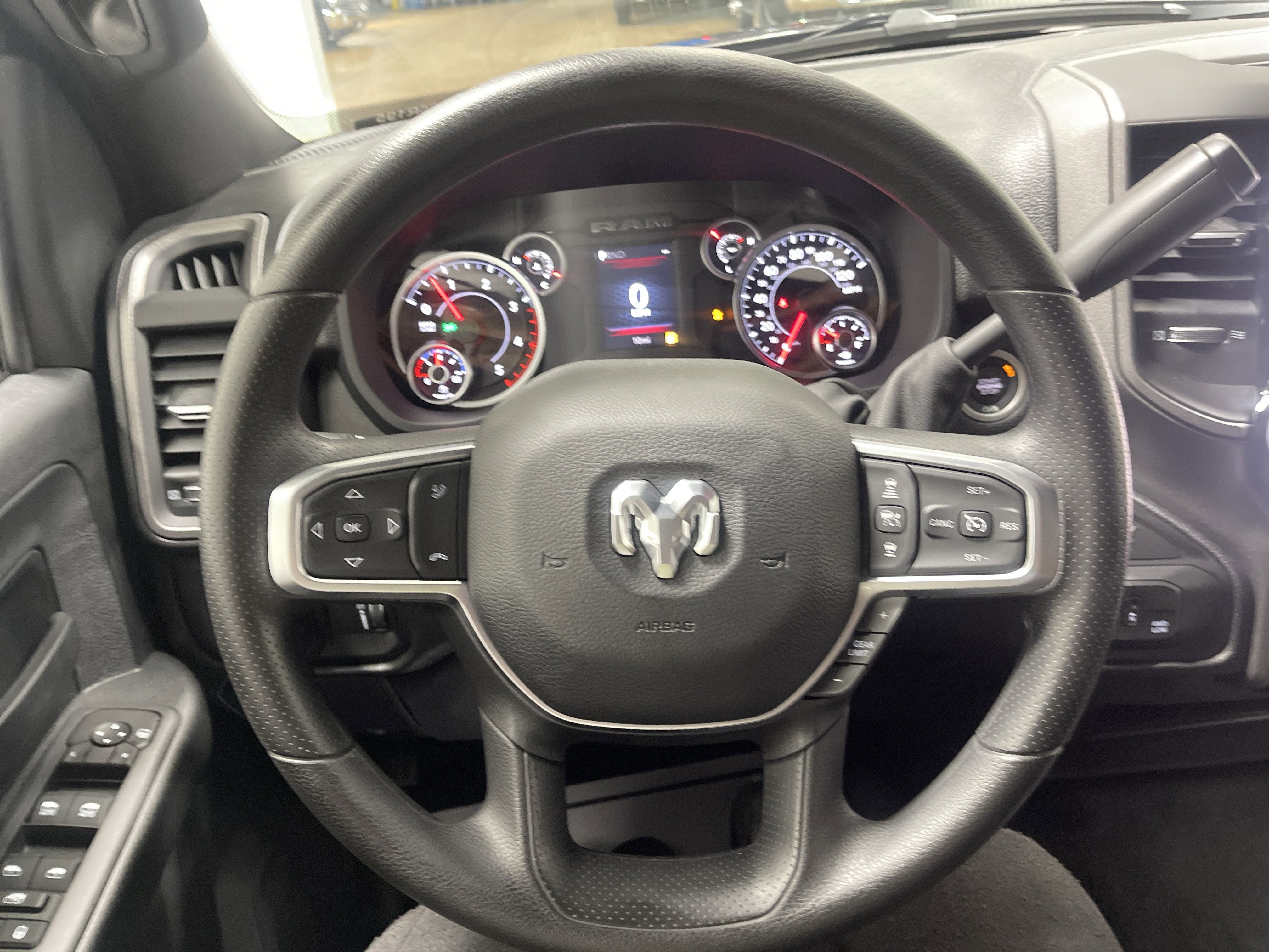 2026 RAM Ram 3500 RAM 3500 TRADESMAN CREW CAB 4X4 8' BOX