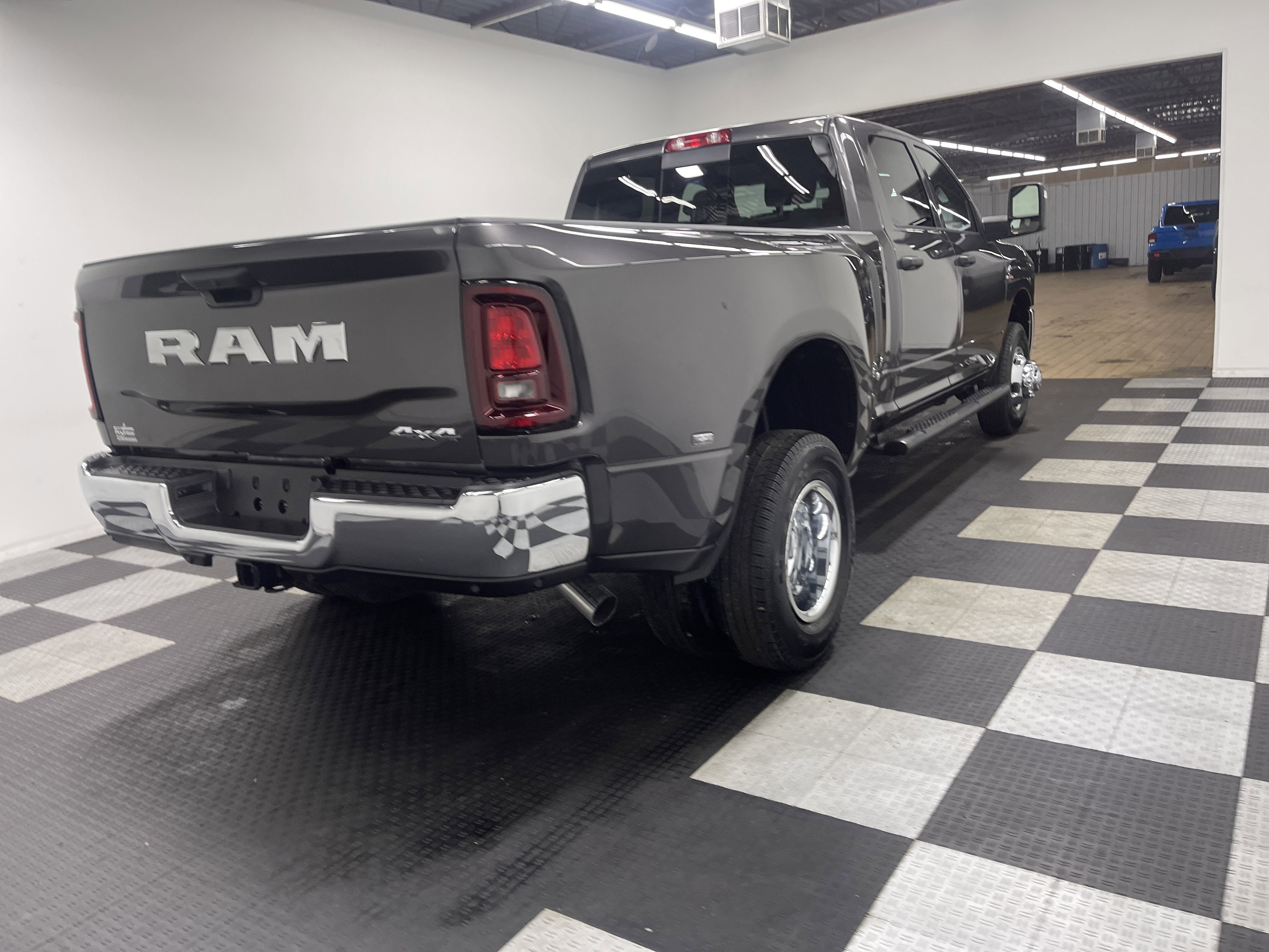 2026 RAM Ram 3500 RAM 3500 TRADESMAN CREW CAB 4X4 8' BOX