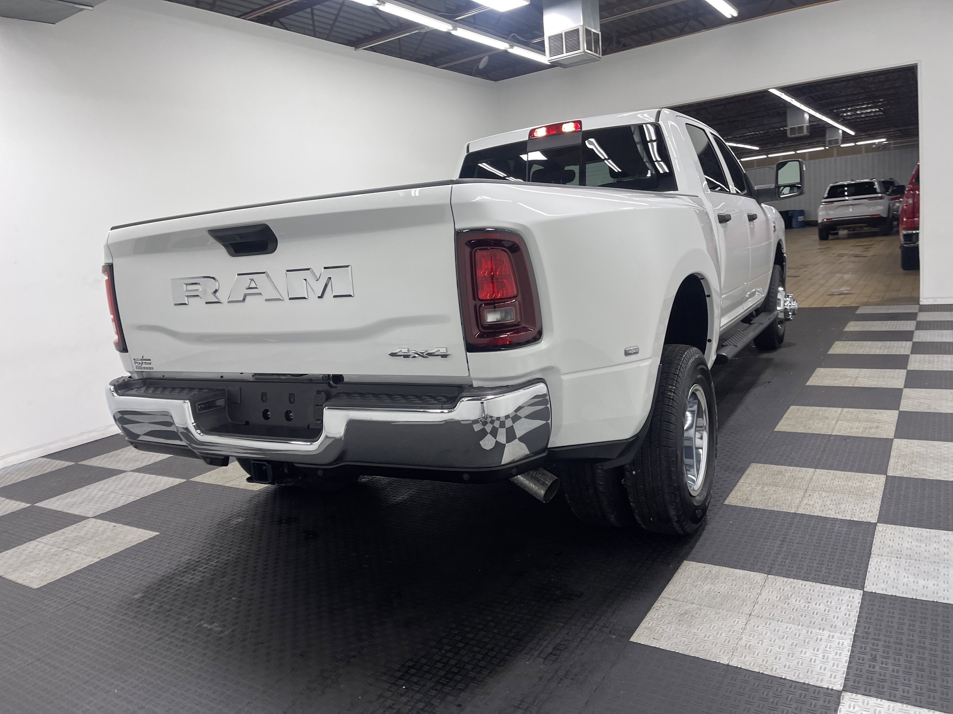 2026 RAM Ram 3500 RAM 3500 TRADESMAN CREW CAB 4X4 8' BOX