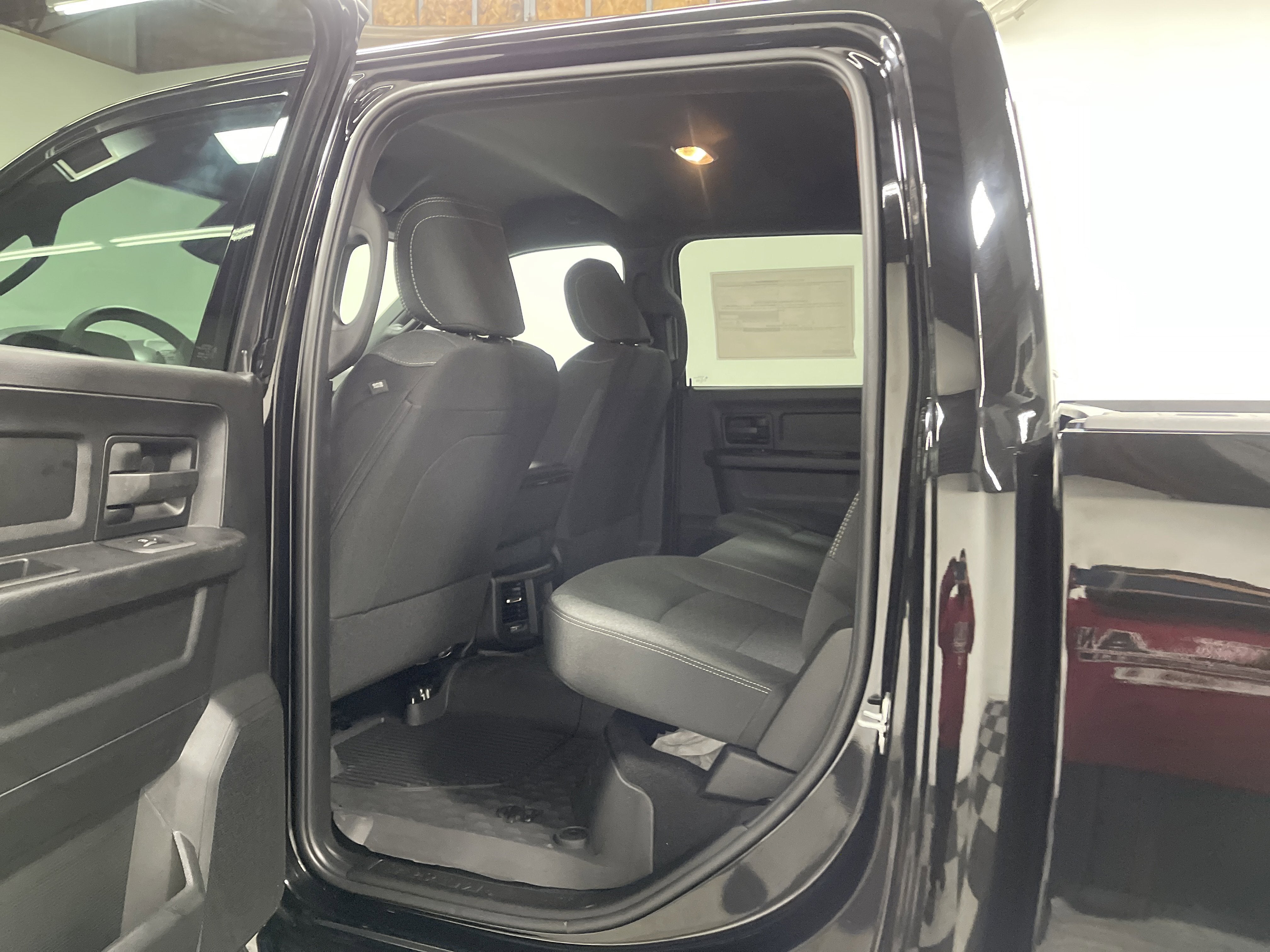 2026 RAM Ram 3500 RAM 3500 TRADESMAN CREW CAB 4X4 8' BOX