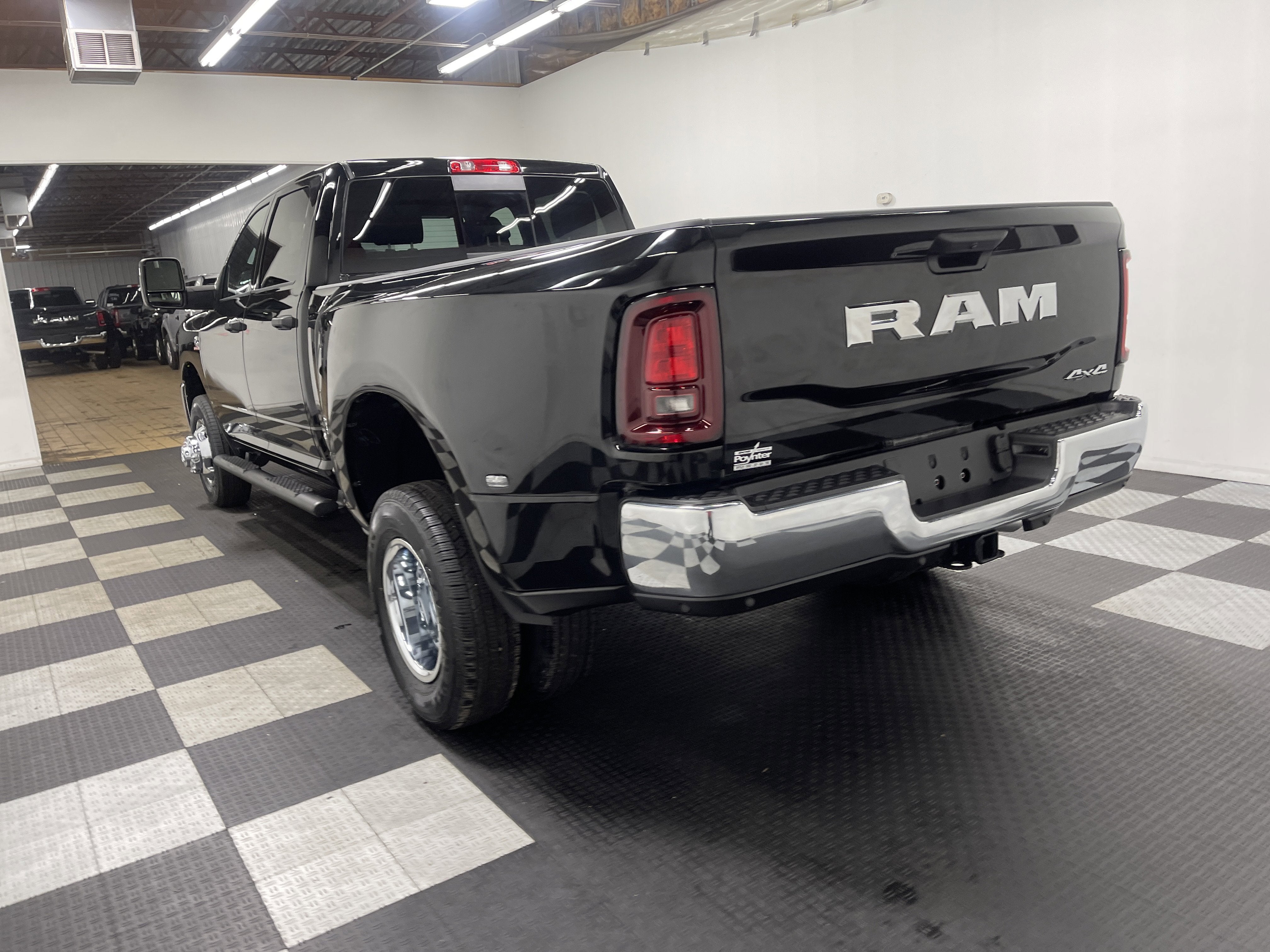 2026 RAM Ram 3500 RAM 3500 TRADESMAN CREW CAB 4X4 8' BOX