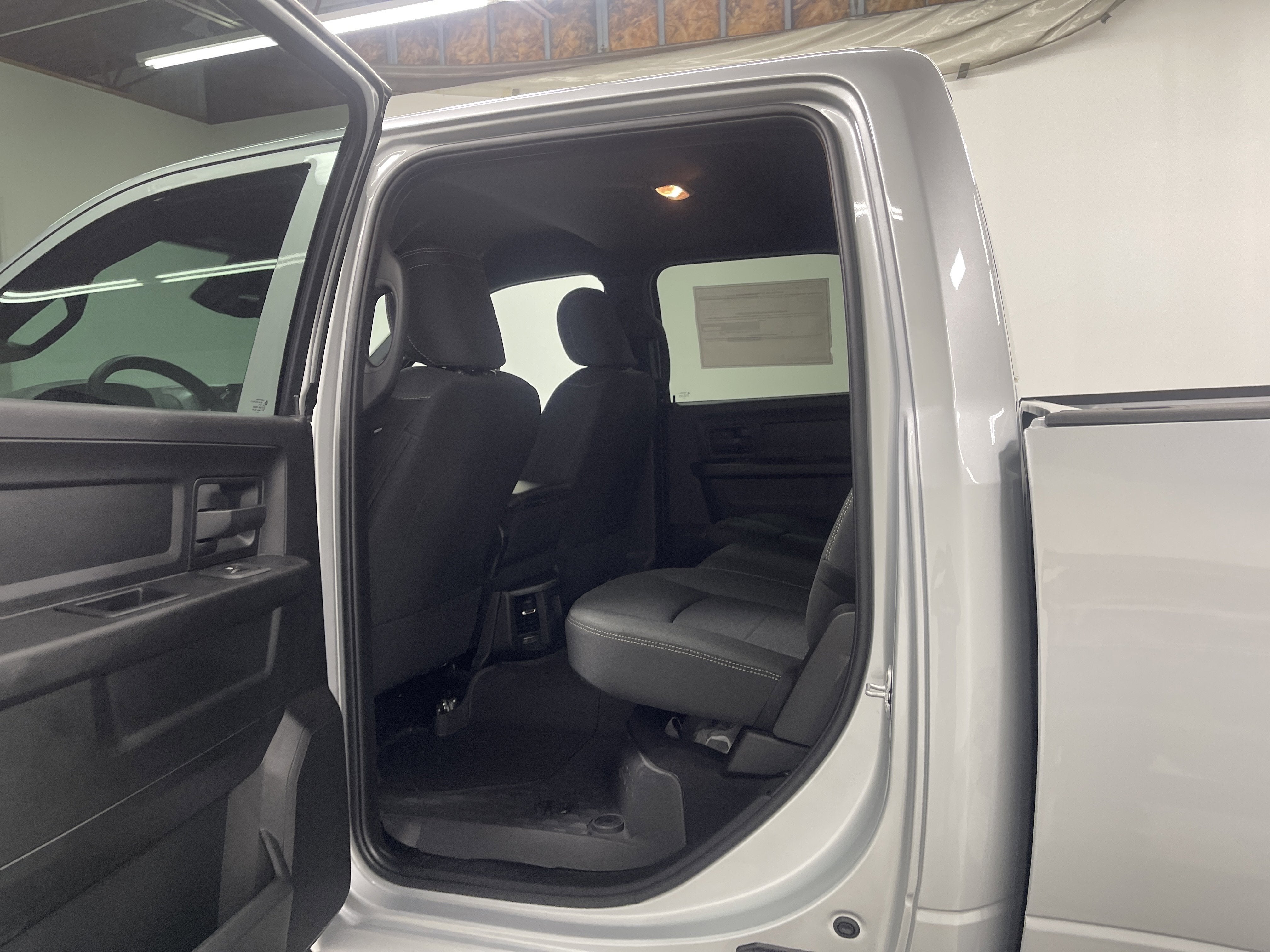 2026 RAM Ram 3500 RAM 3500 TRADESMAN CREW CAB 4X4 8' BOX