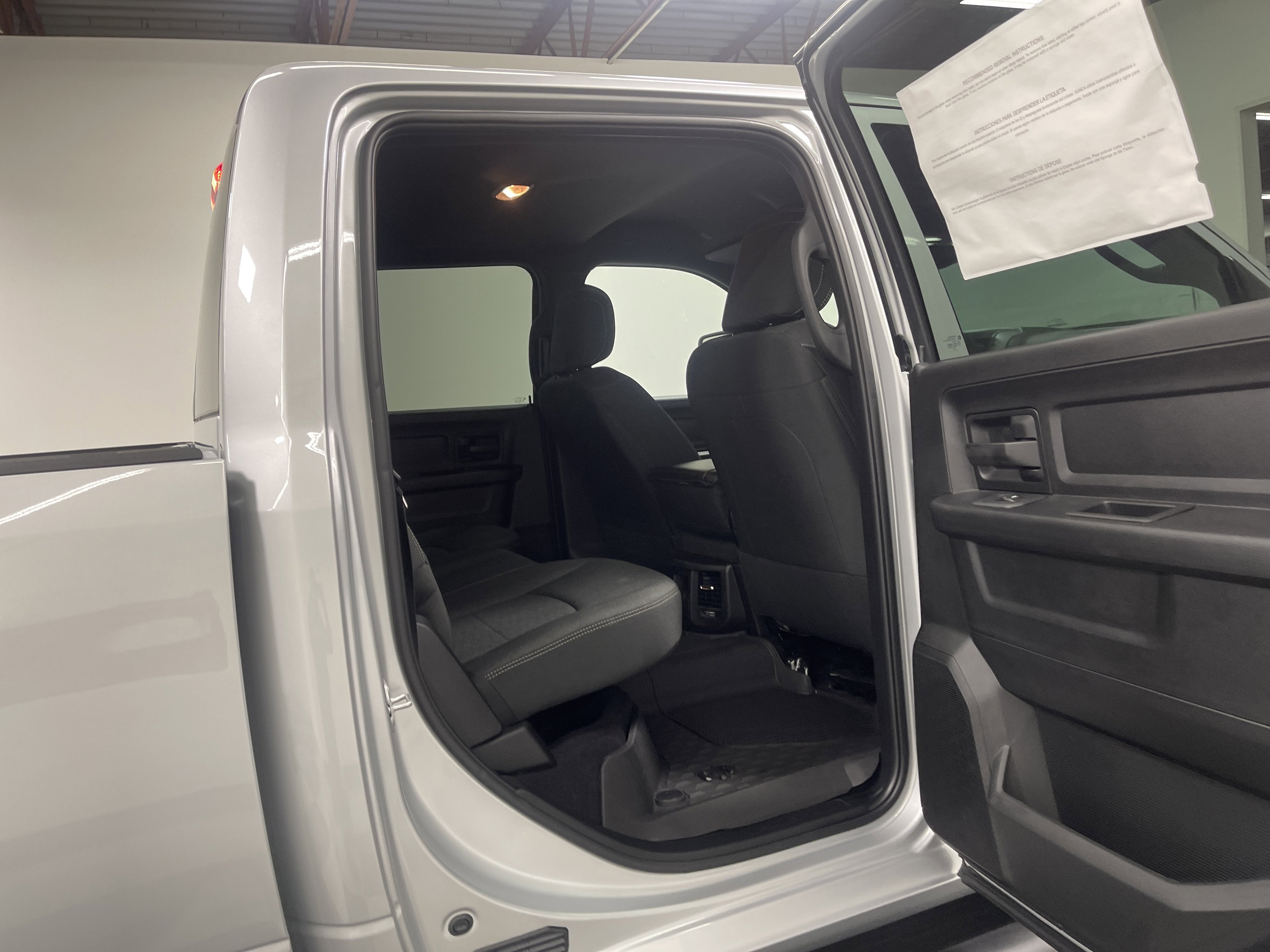 2026 RAM Ram 3500 RAM 3500 TRADESMAN CREW CAB 4X4 8' BOX