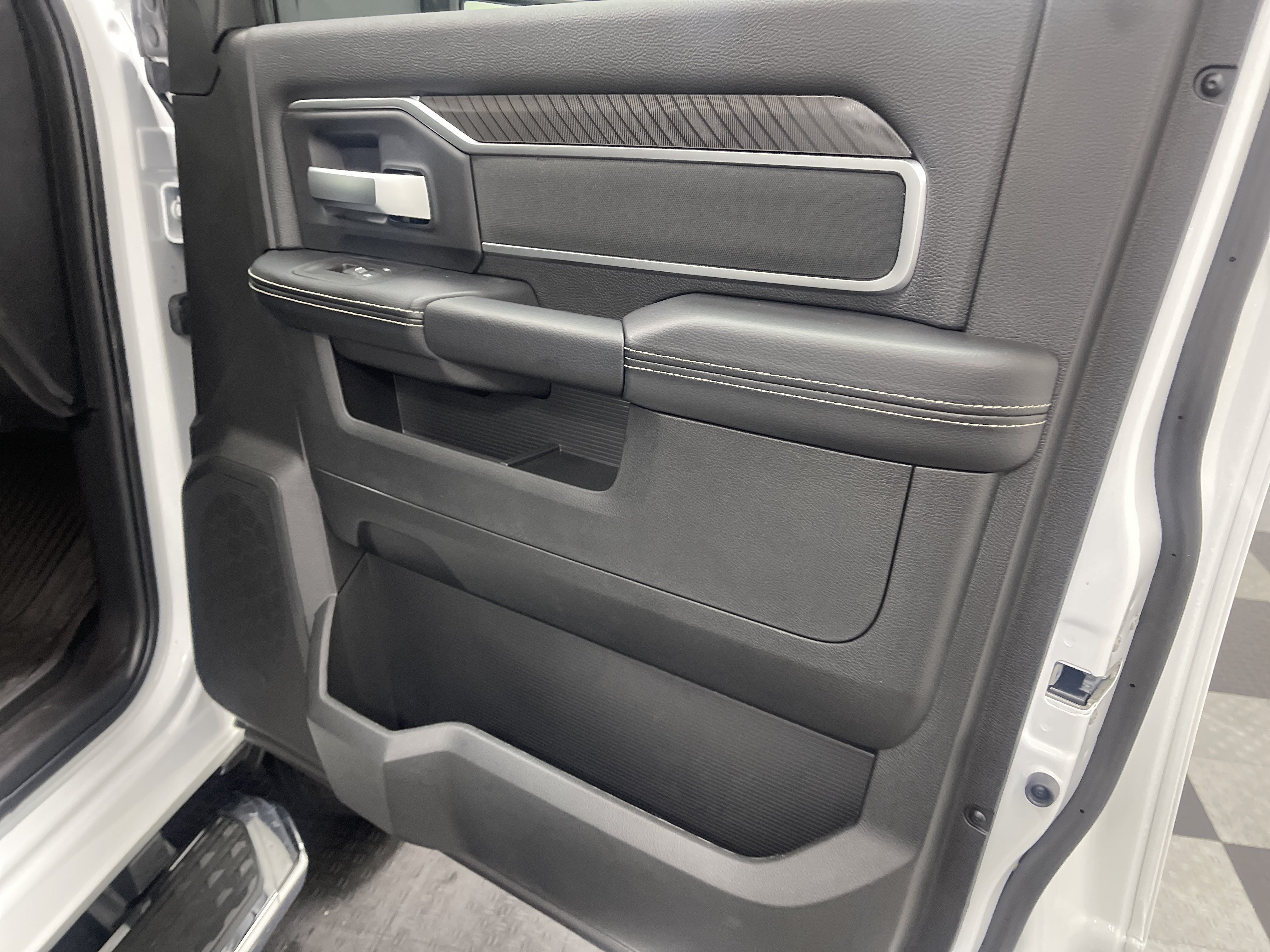2026 RAM 3500 RAM 3500 BIG HORN CREW CAB 4X4 8' BOX