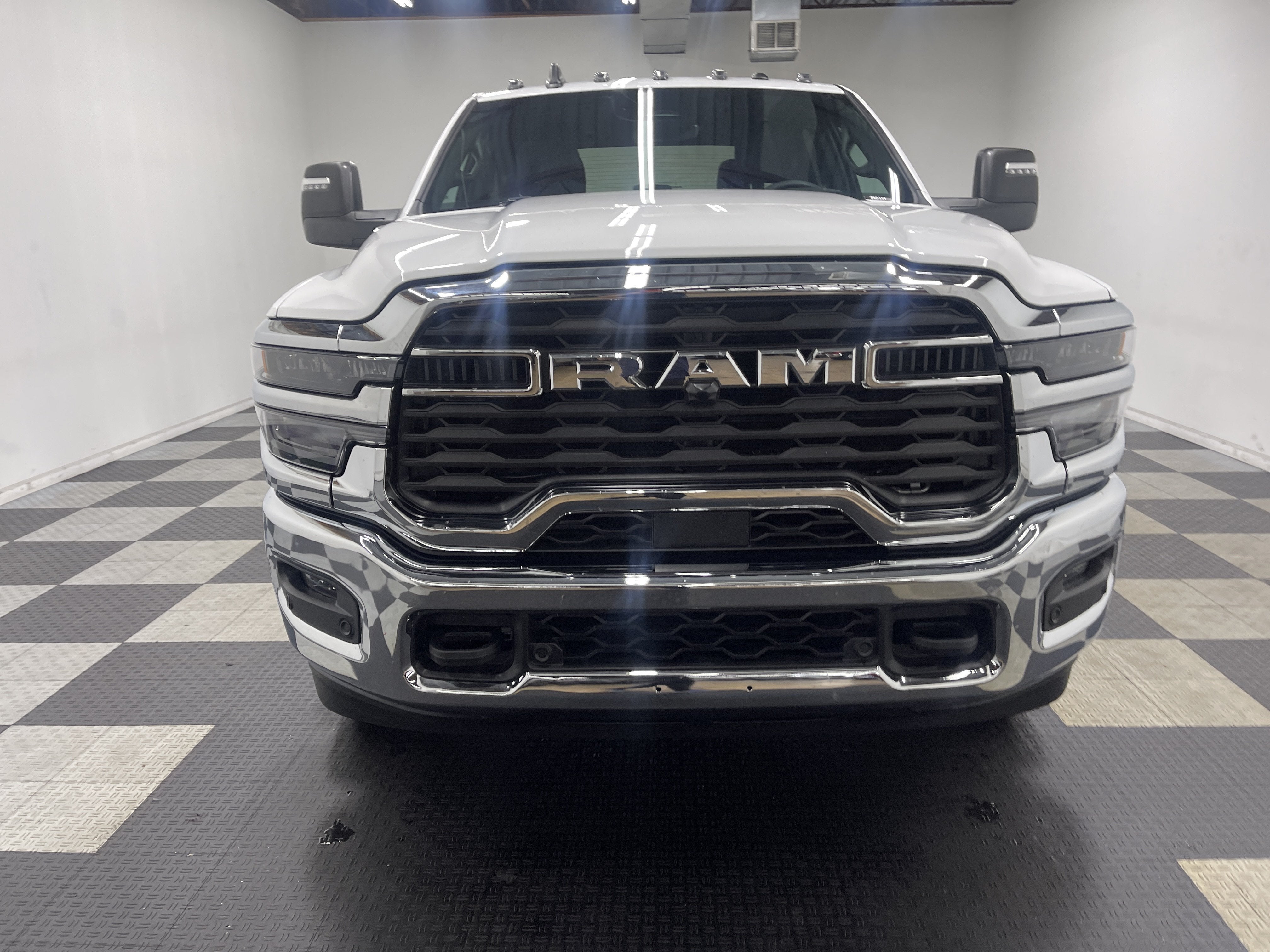 2026 RAM 3500 RAM 3500 BIG HORN CREW CAB 4X4 8' BOX