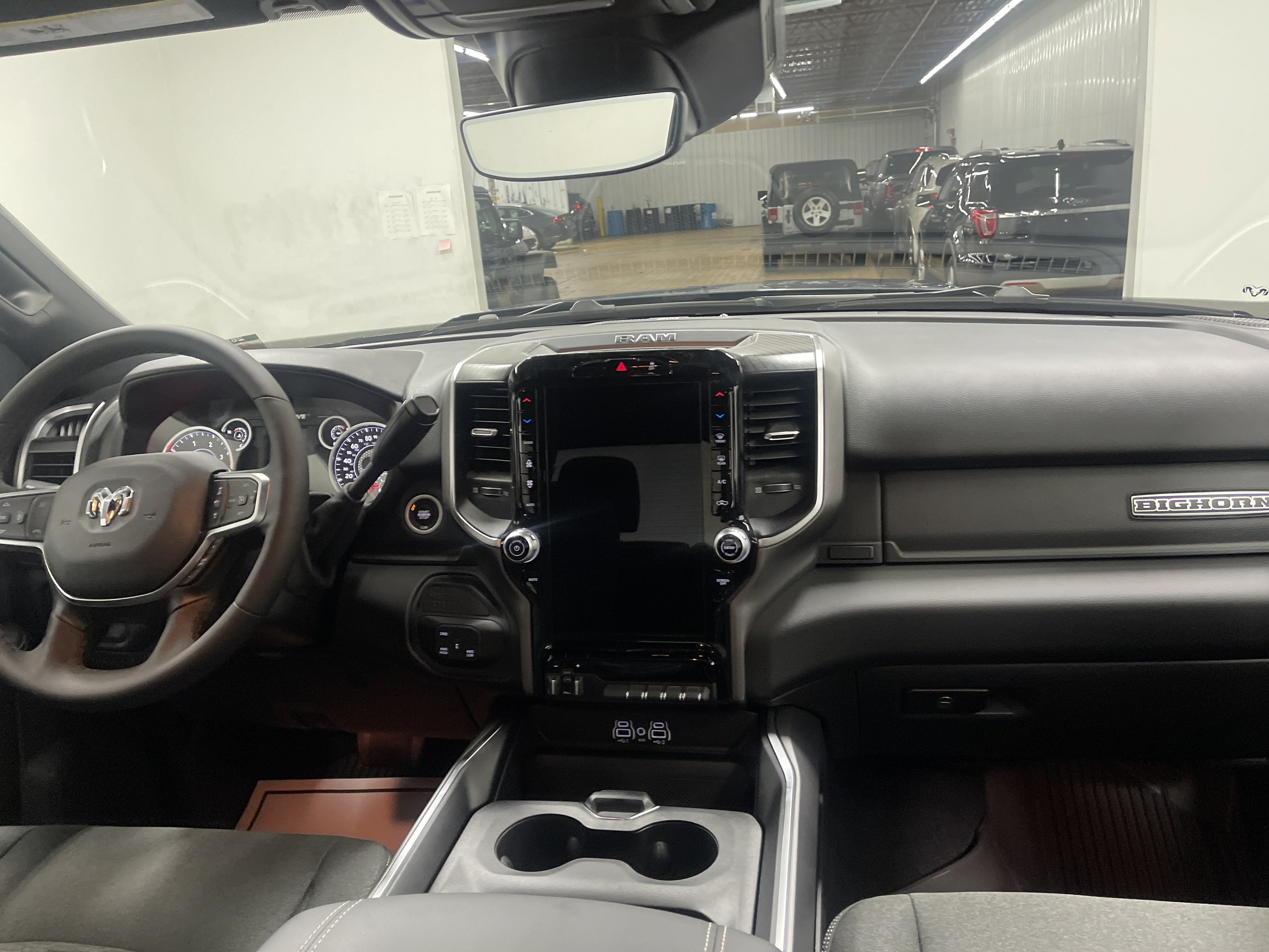 2026 RAM 3500 RAM 3500 BIG HORN CREW CAB 4X4 8' BOX