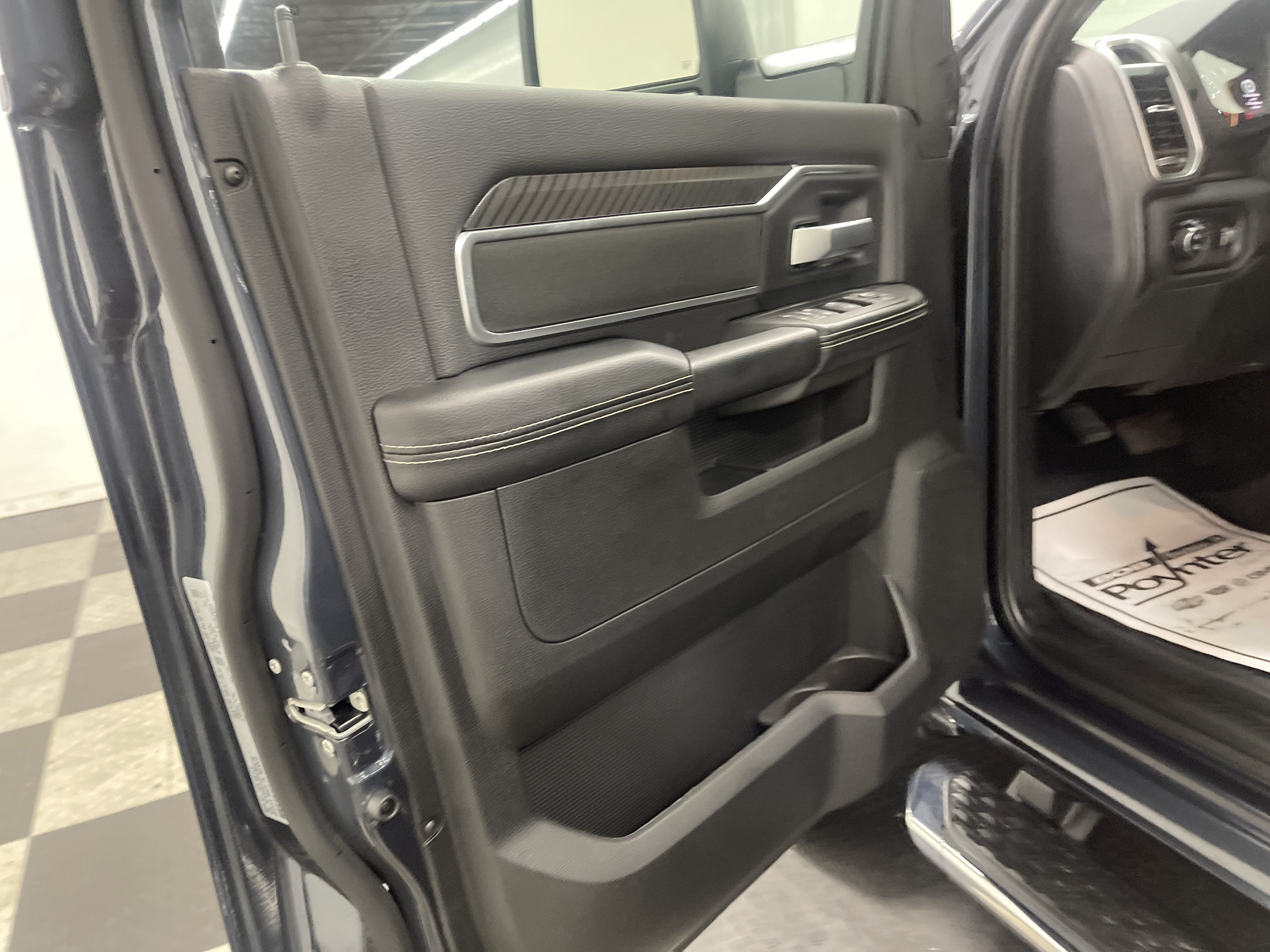 2026 RAM 3500 RAM 3500 BIG HORN CREW CAB 4X4 8' BOX