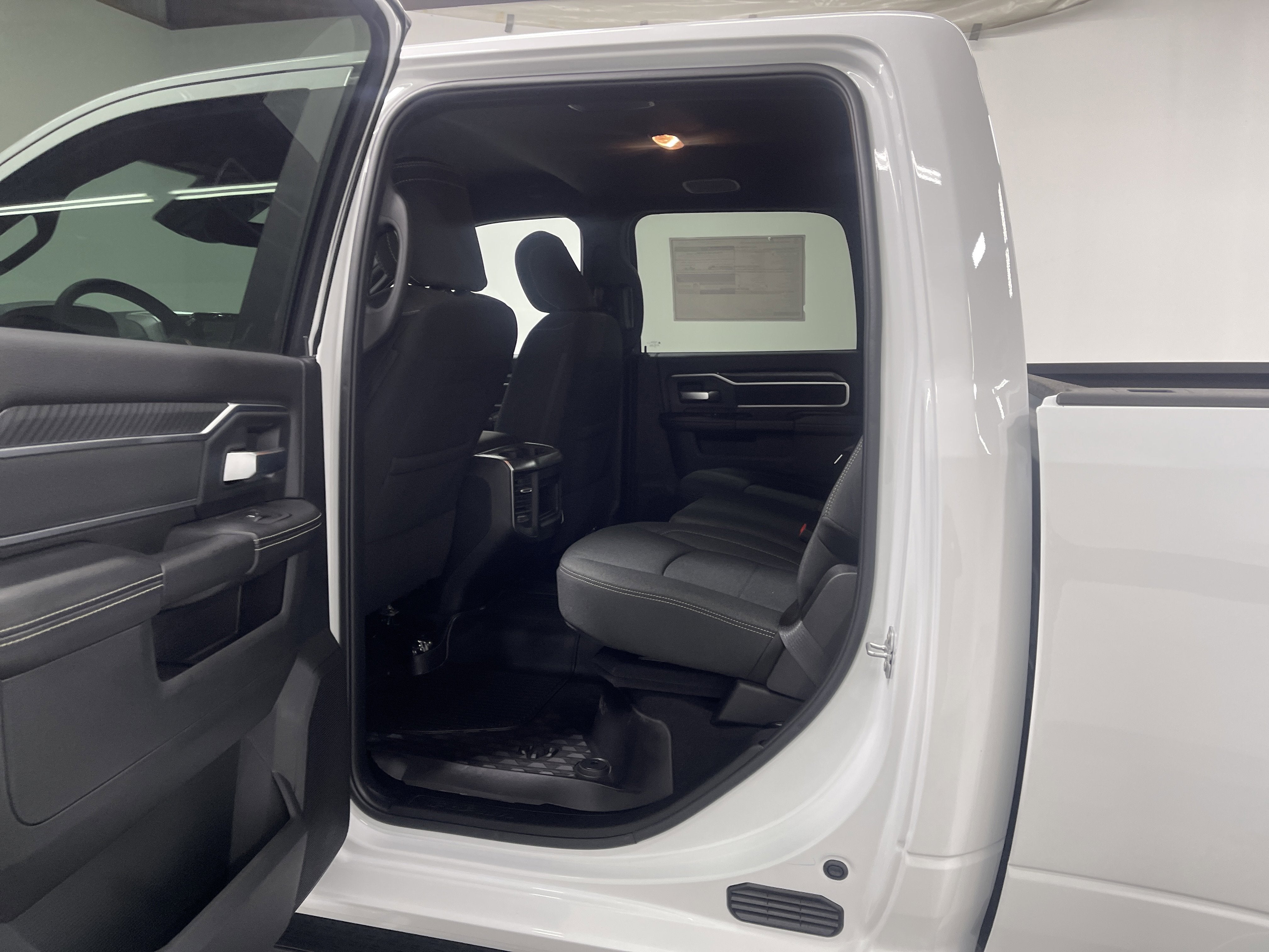 2026 RAM Ram 3500 RAM 3500 BIG HORN CREW CAB 4X4 8' BOX