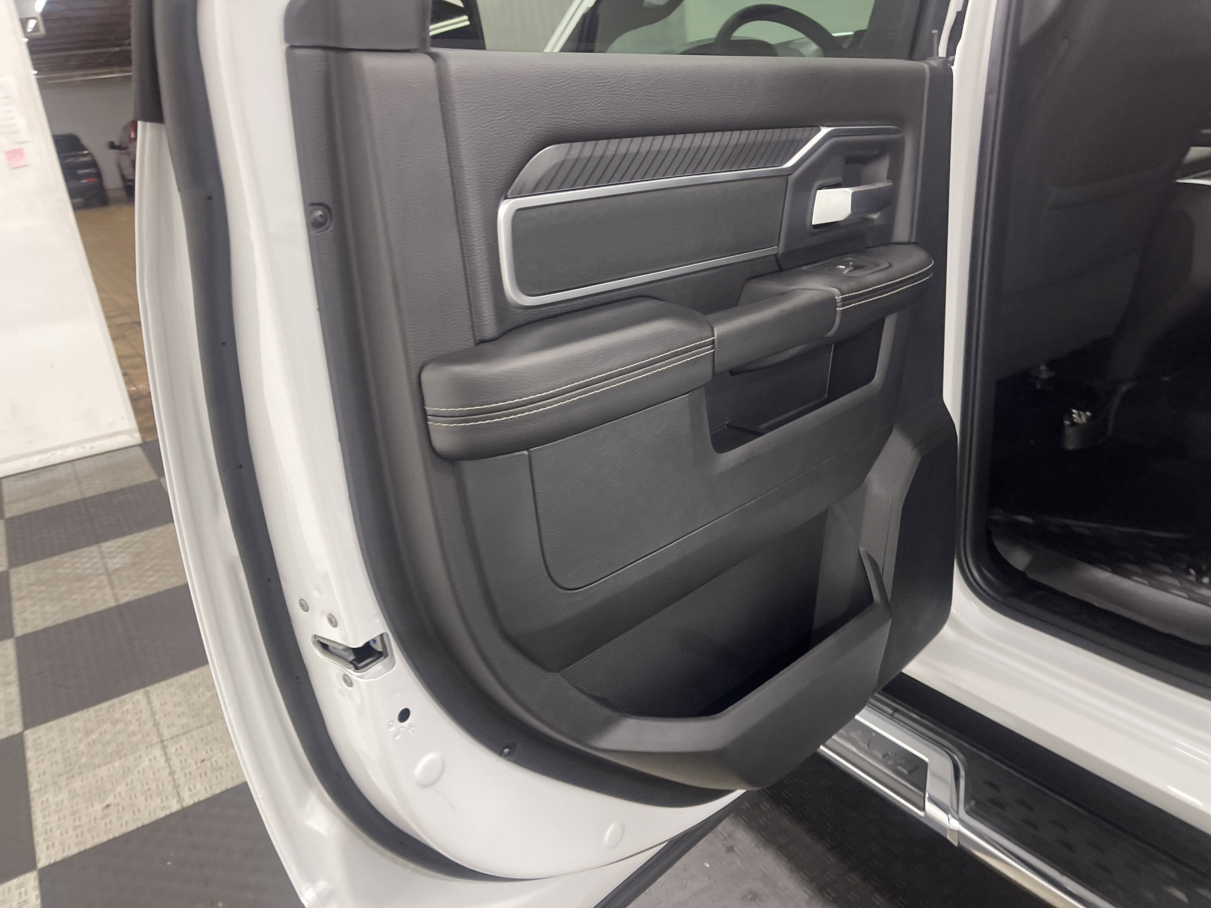 2026 RAM Ram 3500 RAM 3500 BIG HORN CREW CAB 4X4 8' BOX