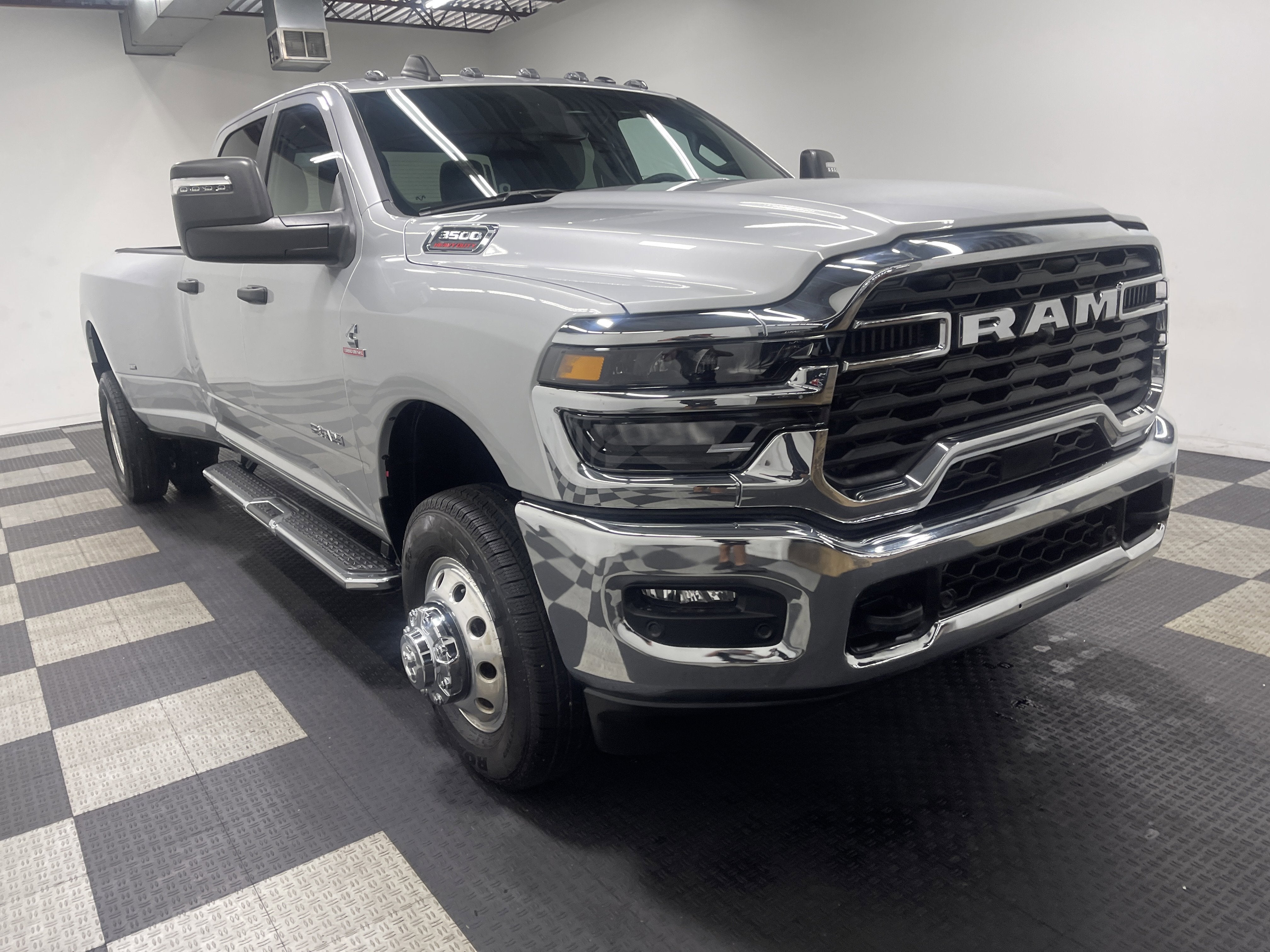 2026 RAM Ram 3500 RAM 3500 BIG HORN CREW CAB 4X4 8' BOX