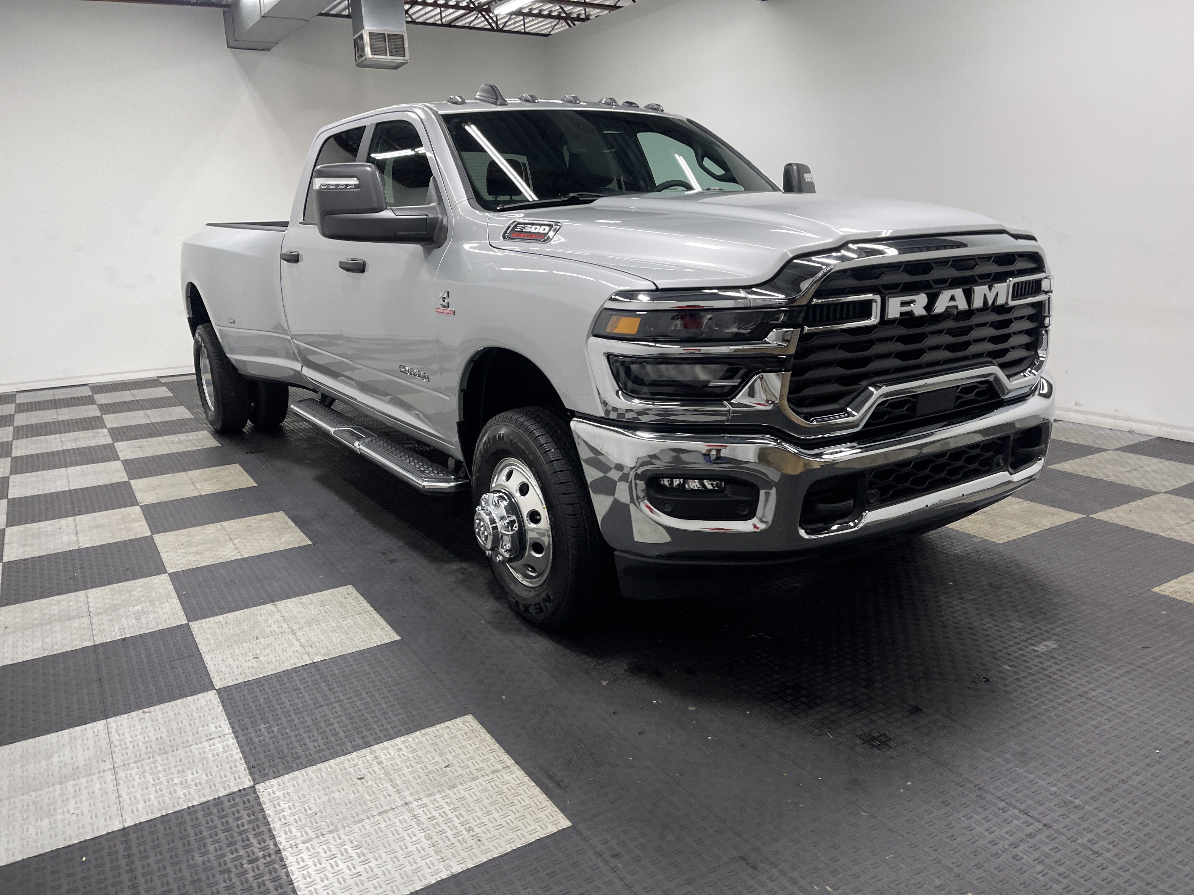 2026 RAM Ram 3500 RAM 3500 BIG HORN CREW CAB 4X4 8' BOX