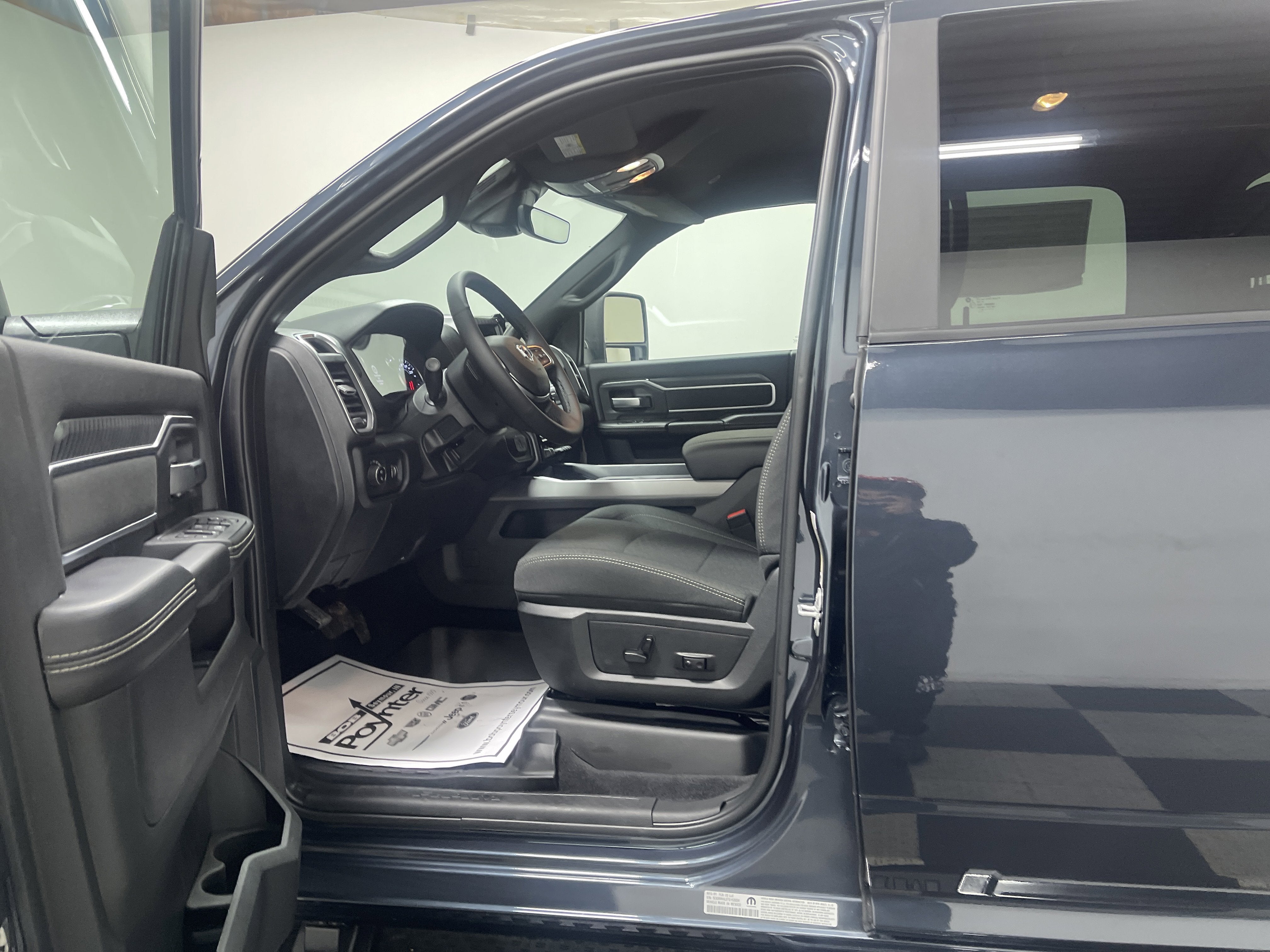 2026 RAM Ram 3500 RAM 3500 BIG HORN CREW CAB 4X4 8' BOX