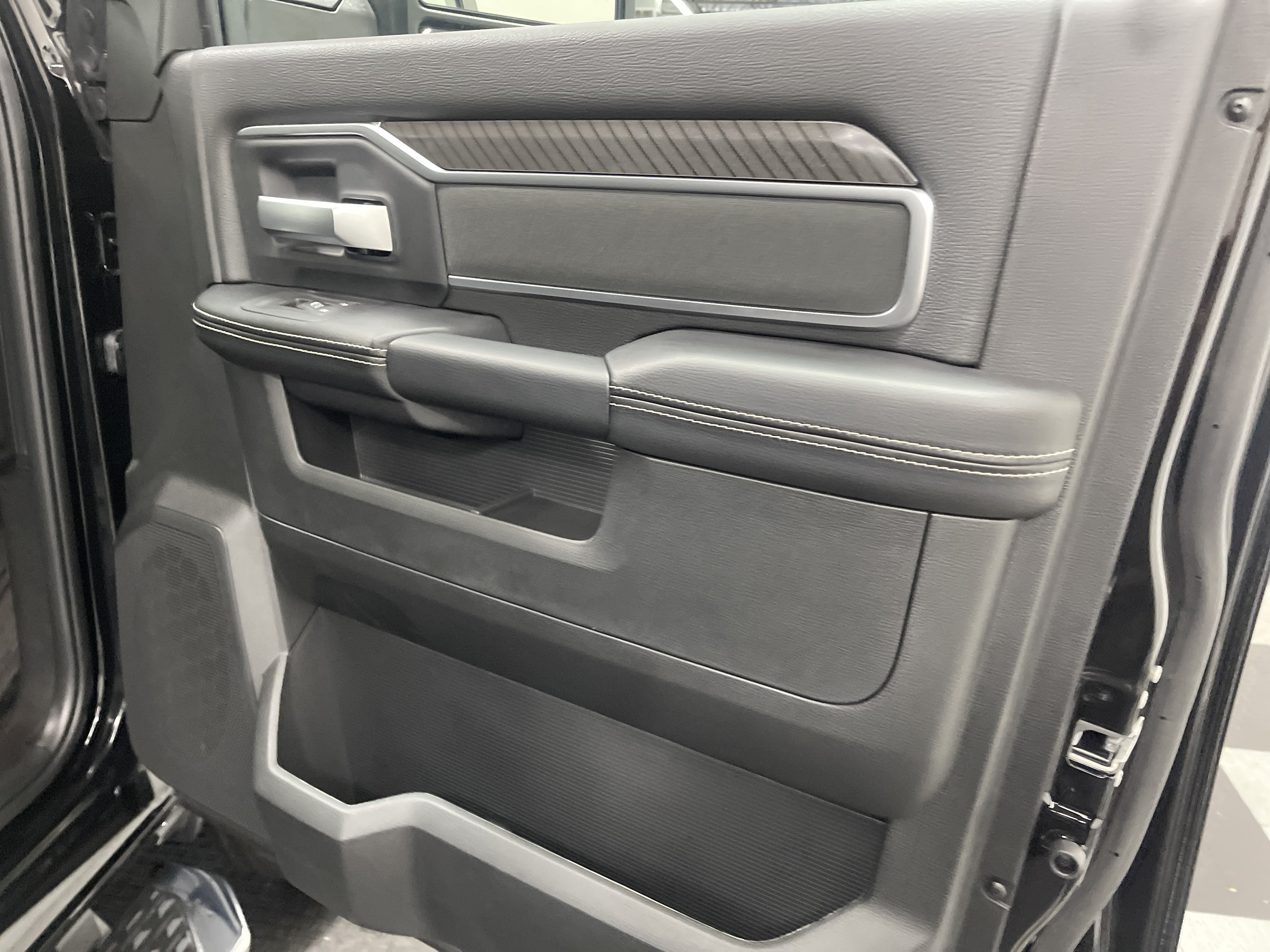 2026 RAM 3500 RAM 3500 BIG HORN CREW CAB 4X4 8' BOX
