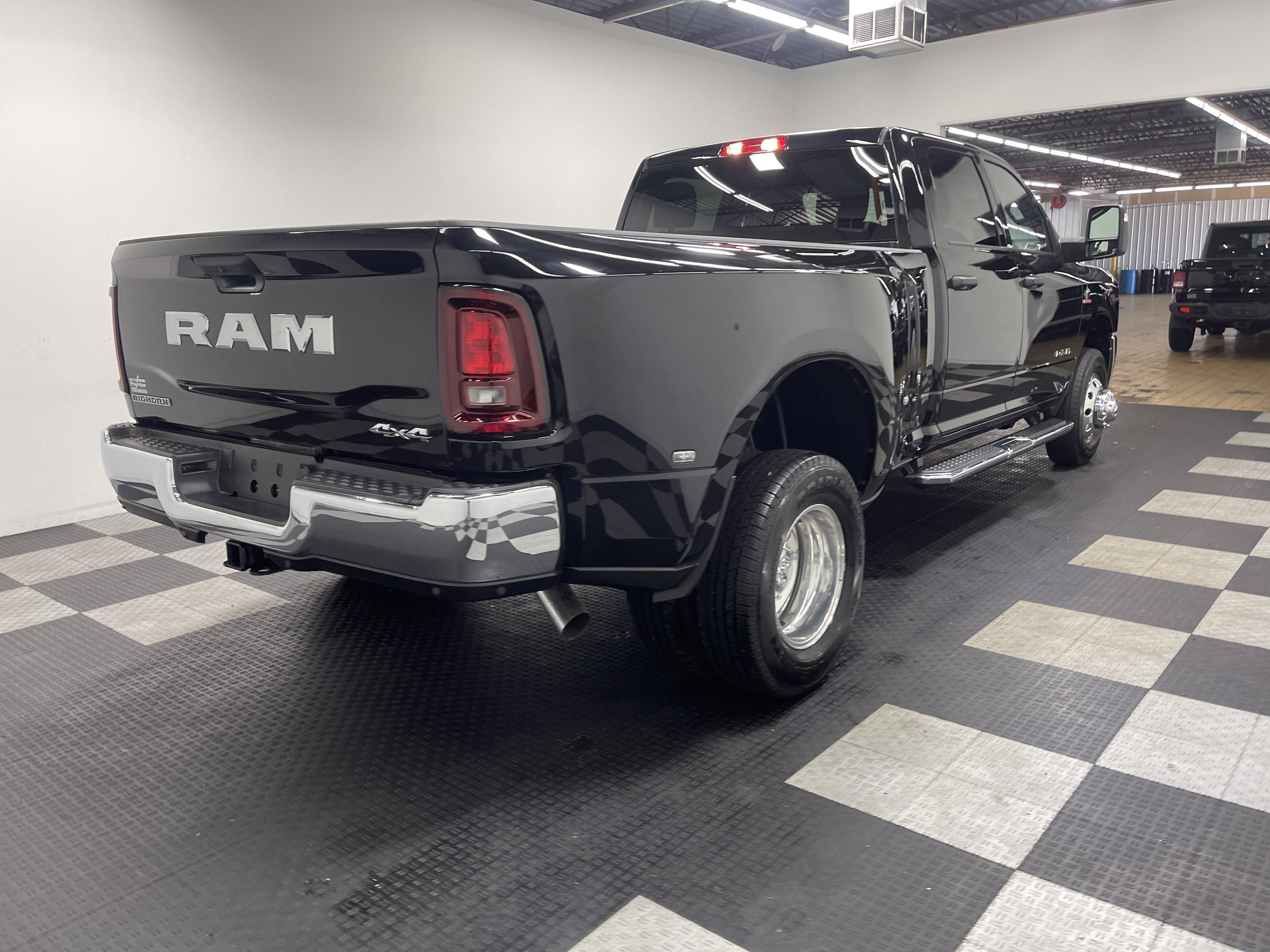 2026 RAM 3500 RAM 3500 BIG HORN CREW CAB 4X4 8' BOX